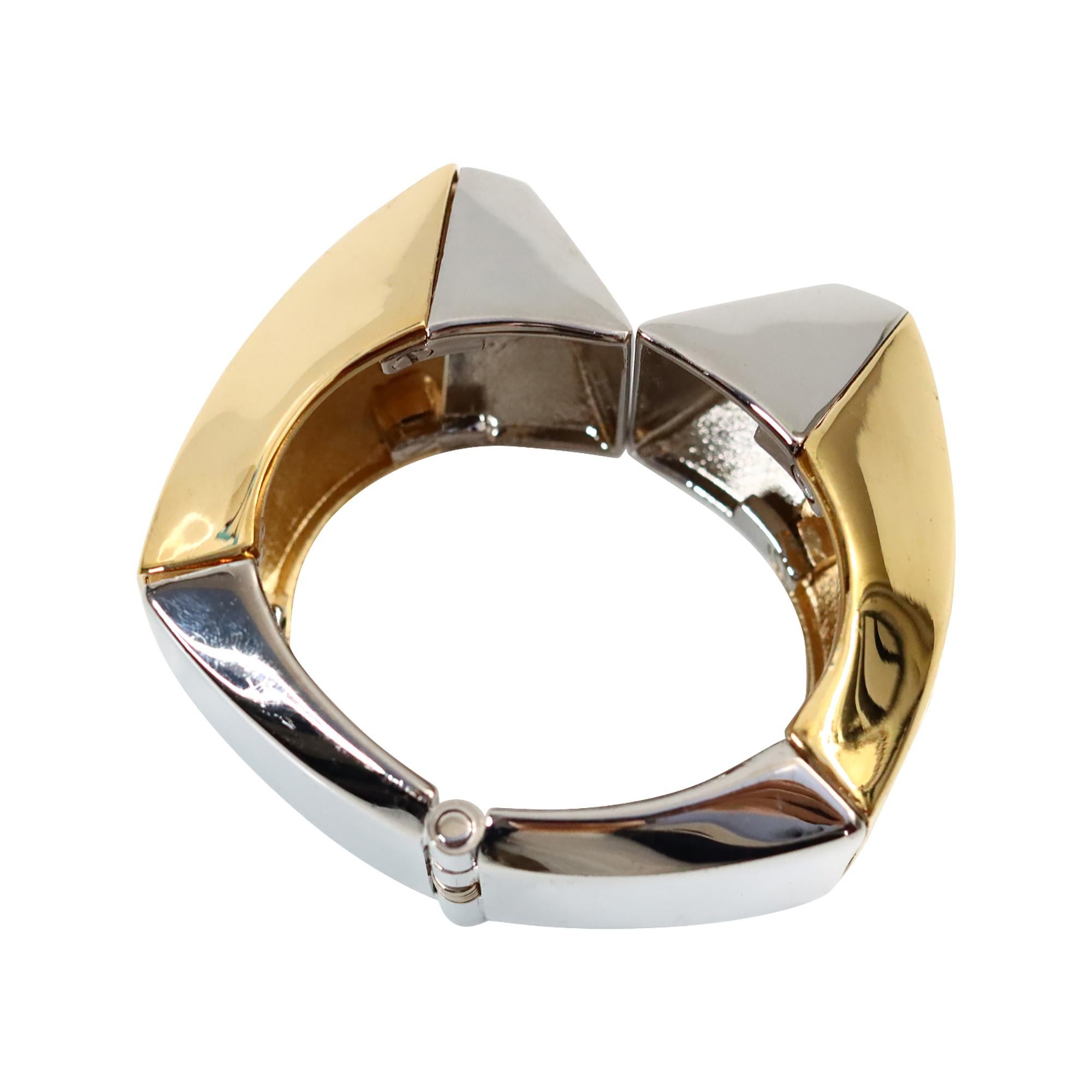 Vintage Vionnet Silver and Gold Cuff Bracelet Circa 1980 en vente 11