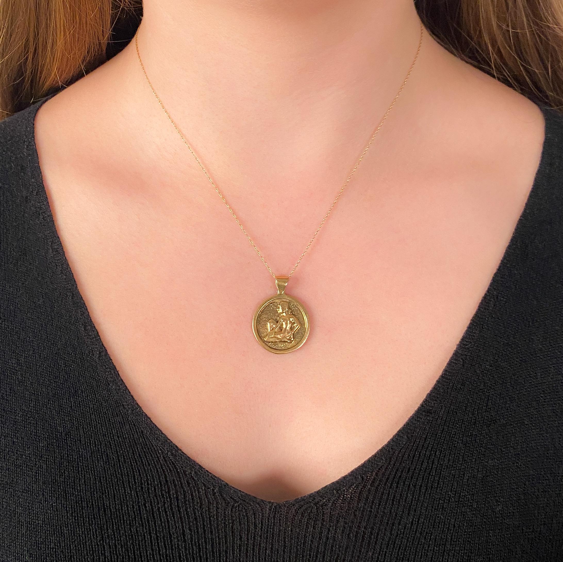 De las mujeres Colgante Vintage Virgo de Oro de 10k en venta