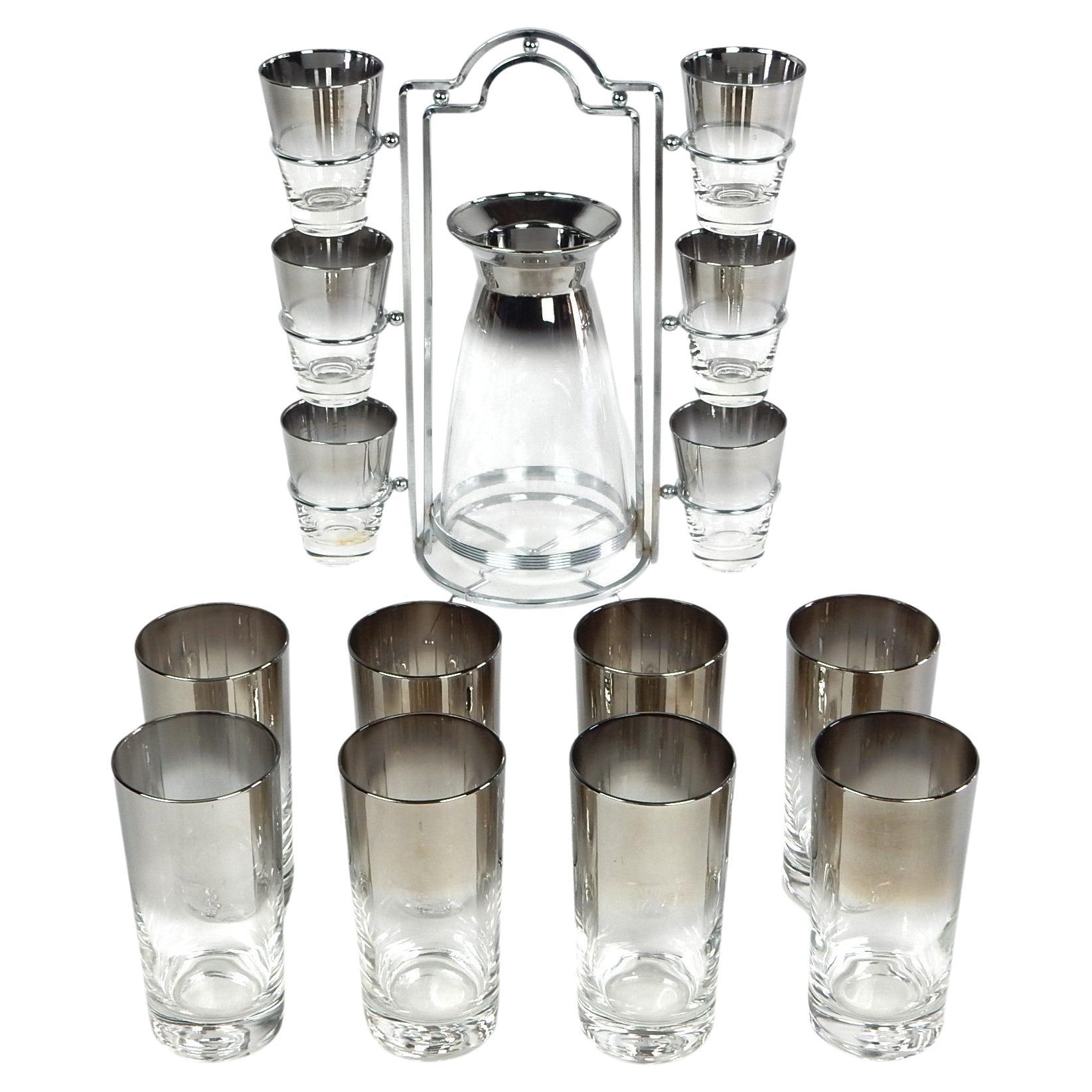 Vintage Vitreon Queen's Luster Lusterware Barware Glass Set In Good Condition For Sale In Las Vegas, NV