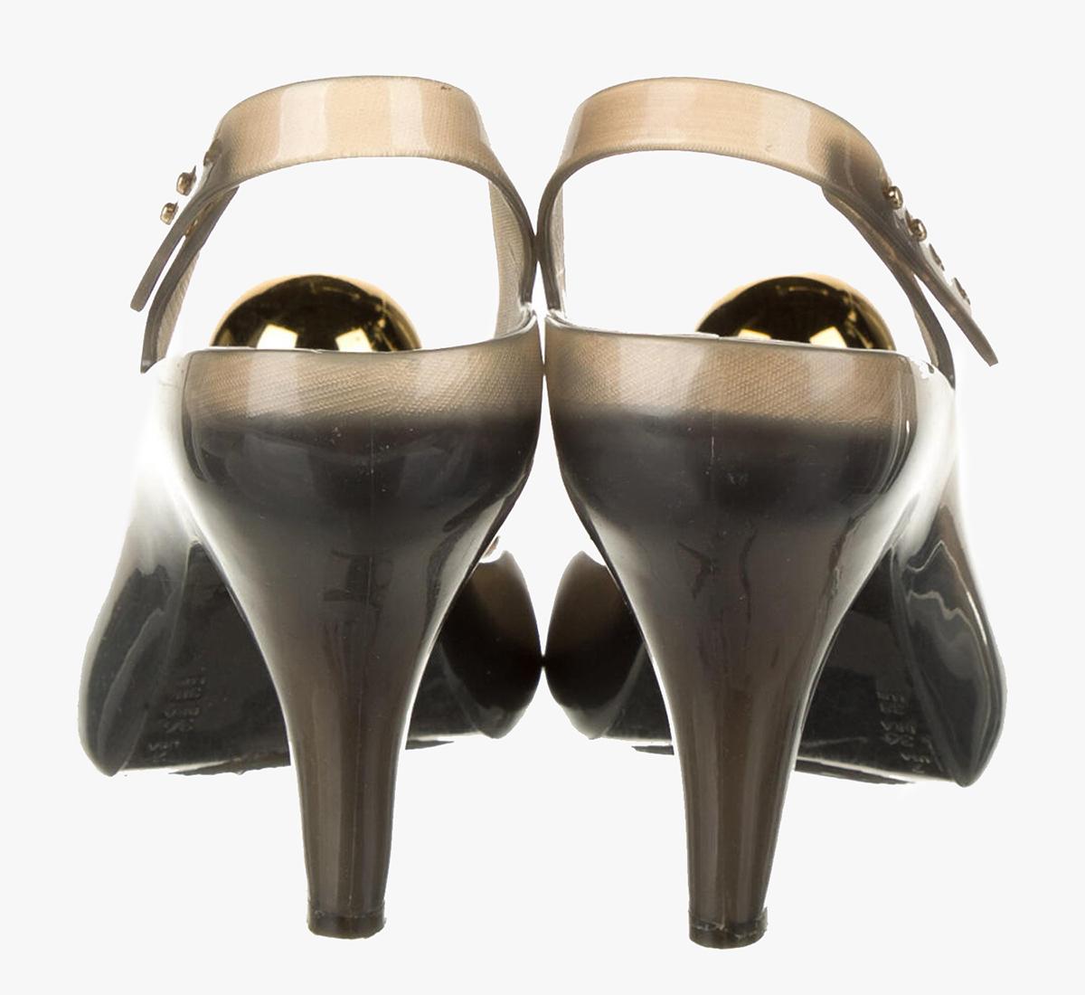 Décolleté d'epoca Anglomania Vivienne Westwood in gomma, 1993 In condizioni buone in vendita a New York, NY