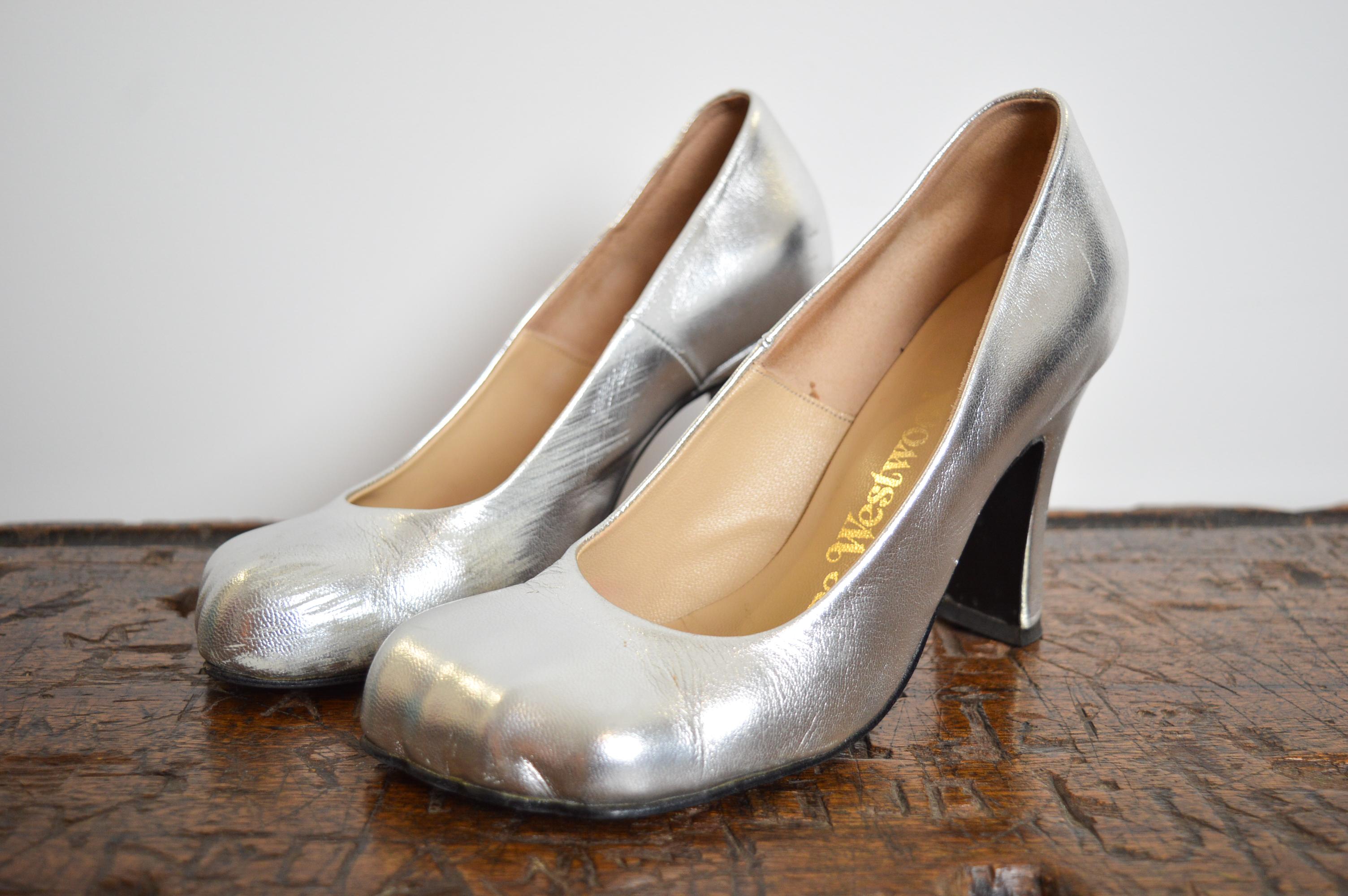 Vintage Vivienne Westwood Metallic Silver Animal toe high heels - court shoes 12