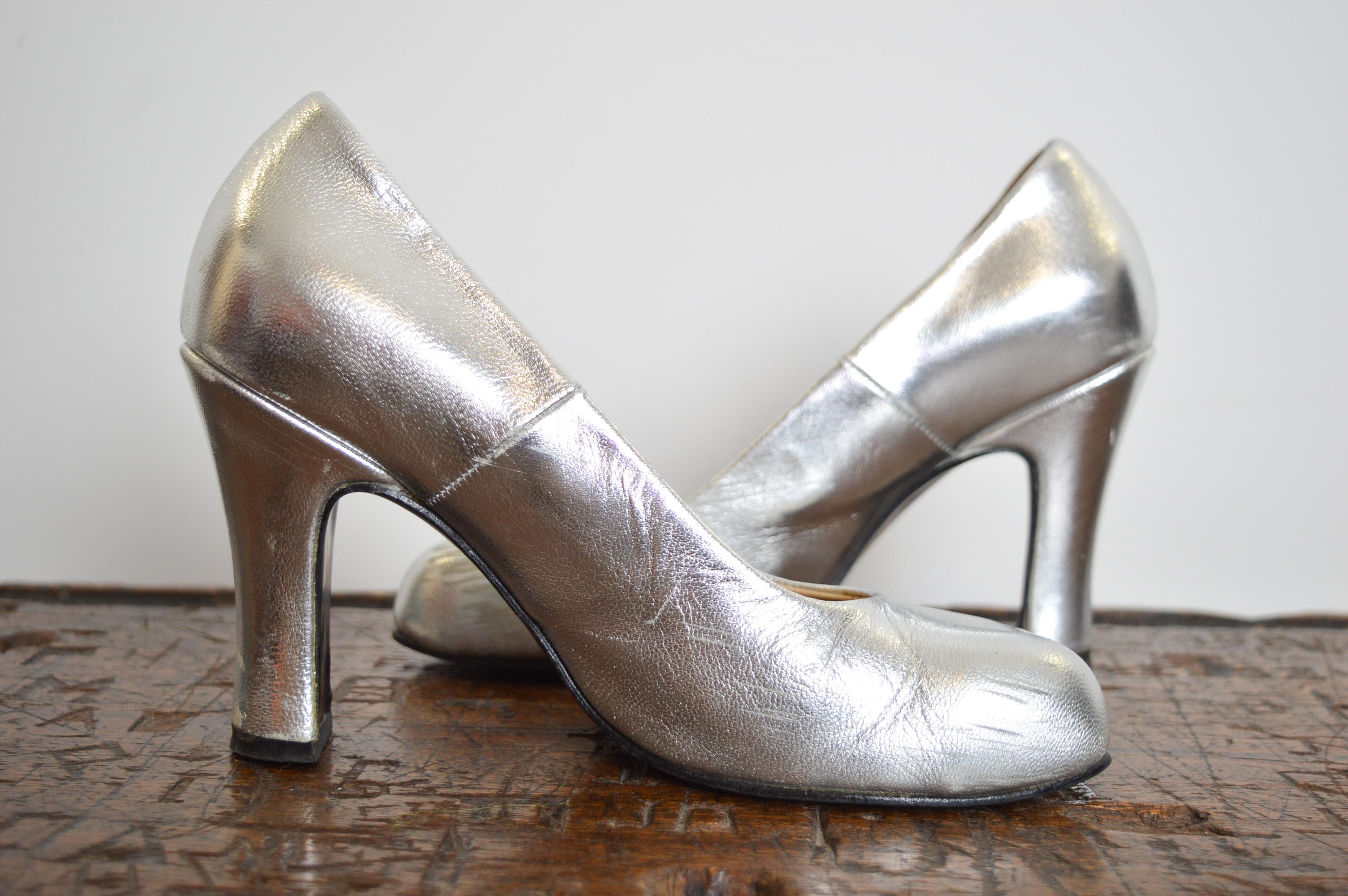 Vintage Vivienne Westwood Metallic Silver Animal toe high heels - court shoes 1