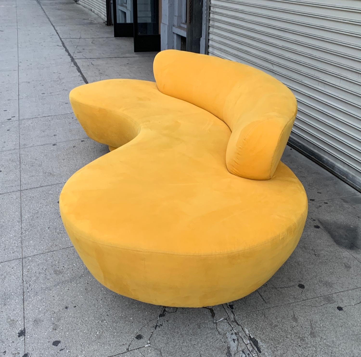 Late 20th Century Vintage Vladimir Kagan for Directional, Serpentine Sofa