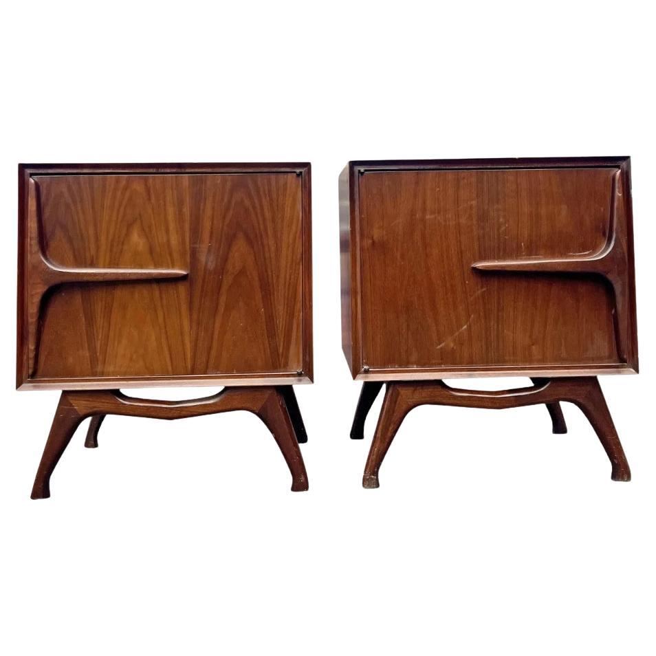 Vintage Vladimir Kagan Stil Nachttische ein Paar in Mid Century Modern Style
