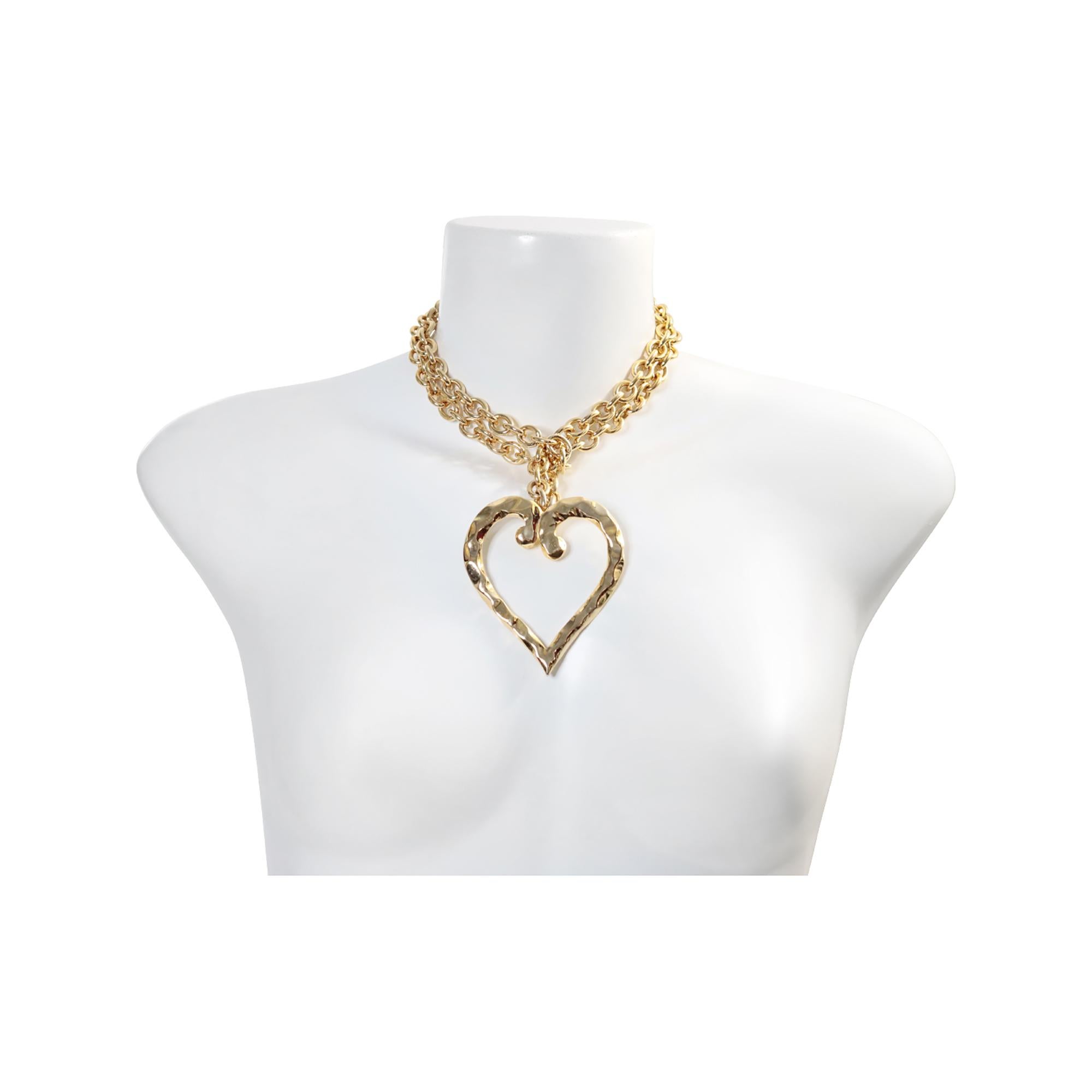 Vintage By Link Necklace With Large Heart Circa 1980 Bon état - En vente à New York, NY