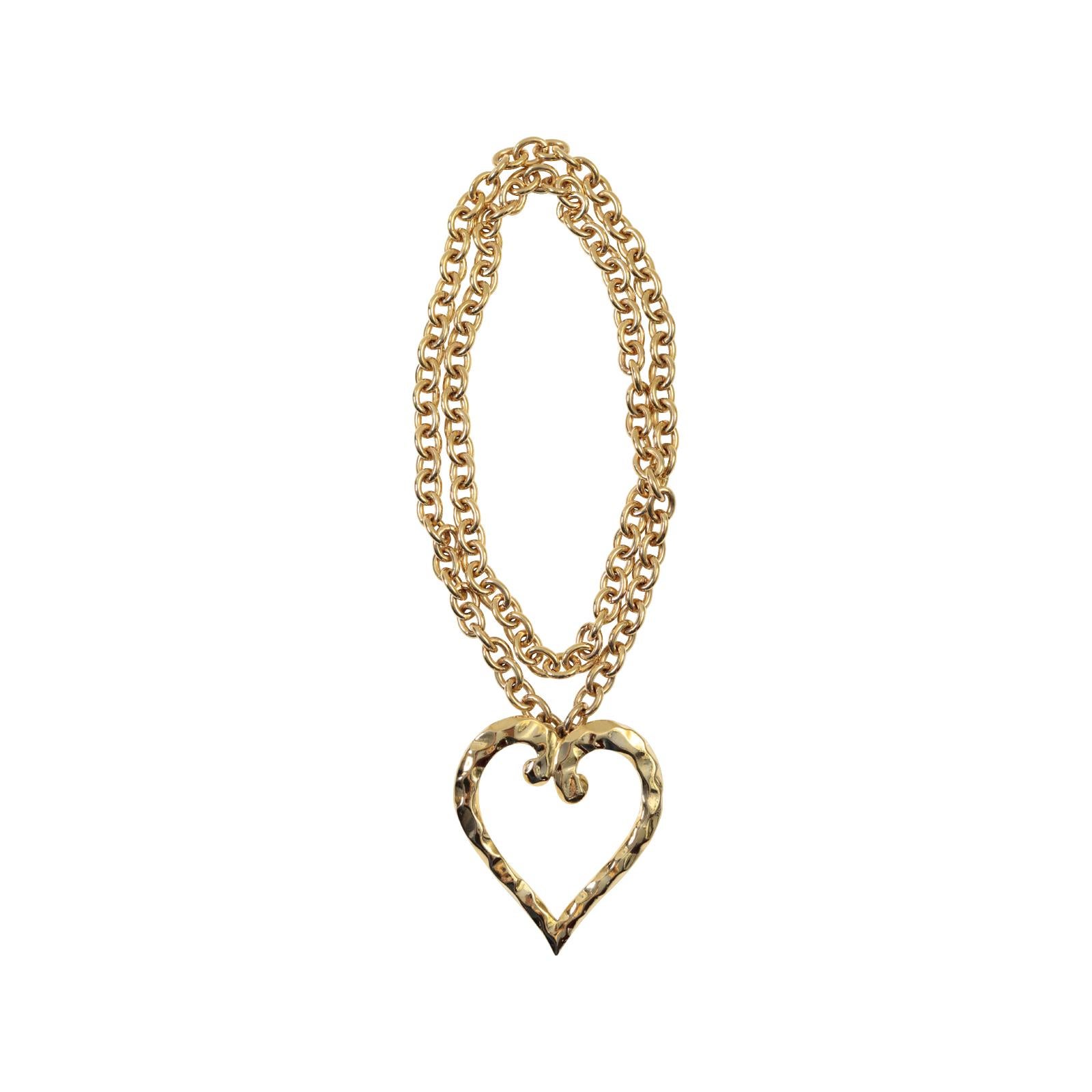 Vintage Vo Gold Tone Link Necklace With Large Heart Circa 1980s For Sale 3