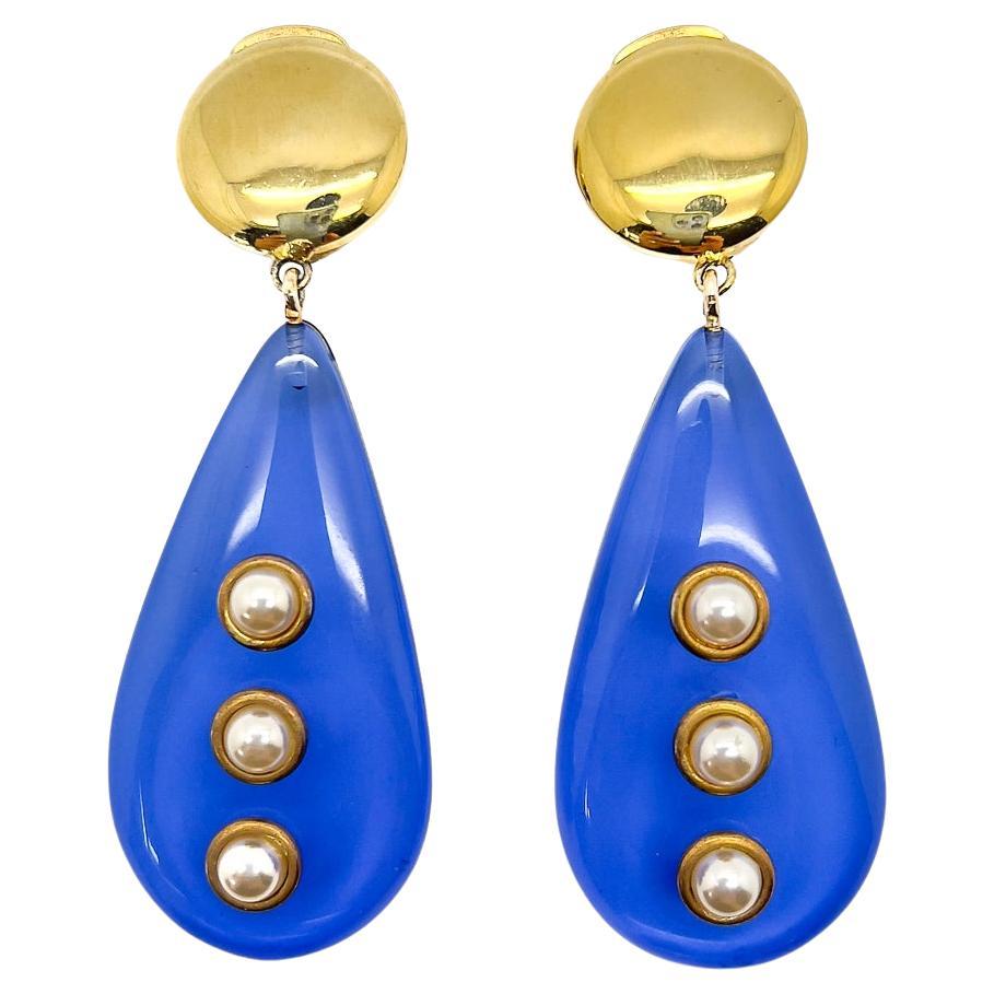 Vintage Vogue Bijoux Blue Teardrop & Pearl Earrings 1970s For Sale