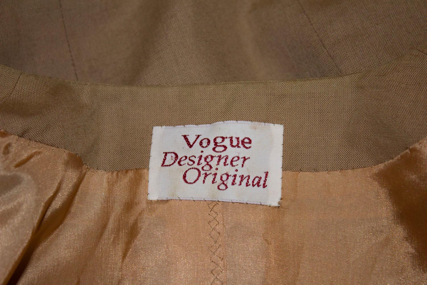 Women's or Men's Vintage Vogue Designer Original Linen Jacket For Sale