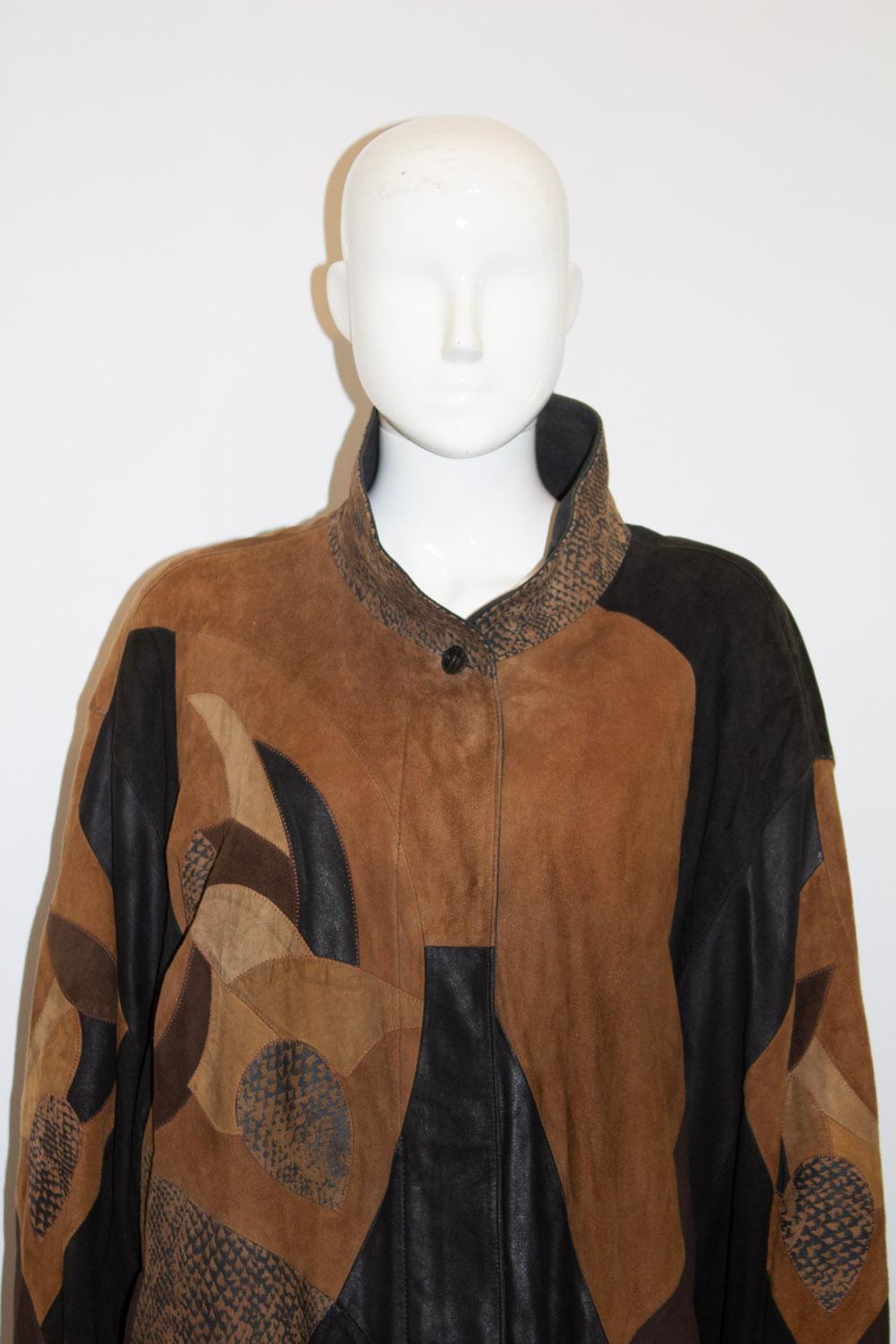 Vintage Von Holt Collection Suede and Leather Coat In Good Condition For Sale In London, GB