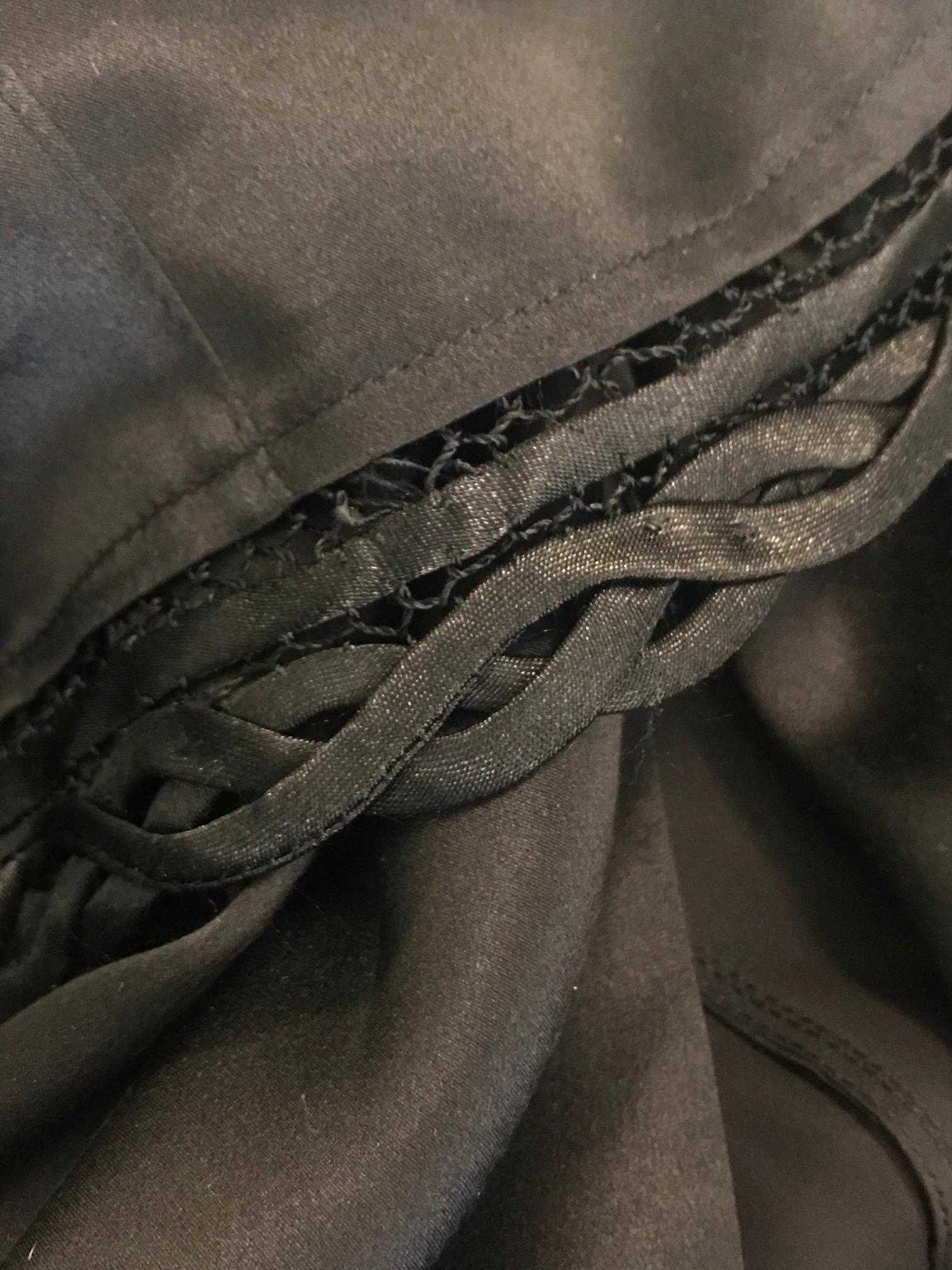 Vintage Voyage Invest In The Original Silk Skirt In Good Condition In Glasgow, GB
