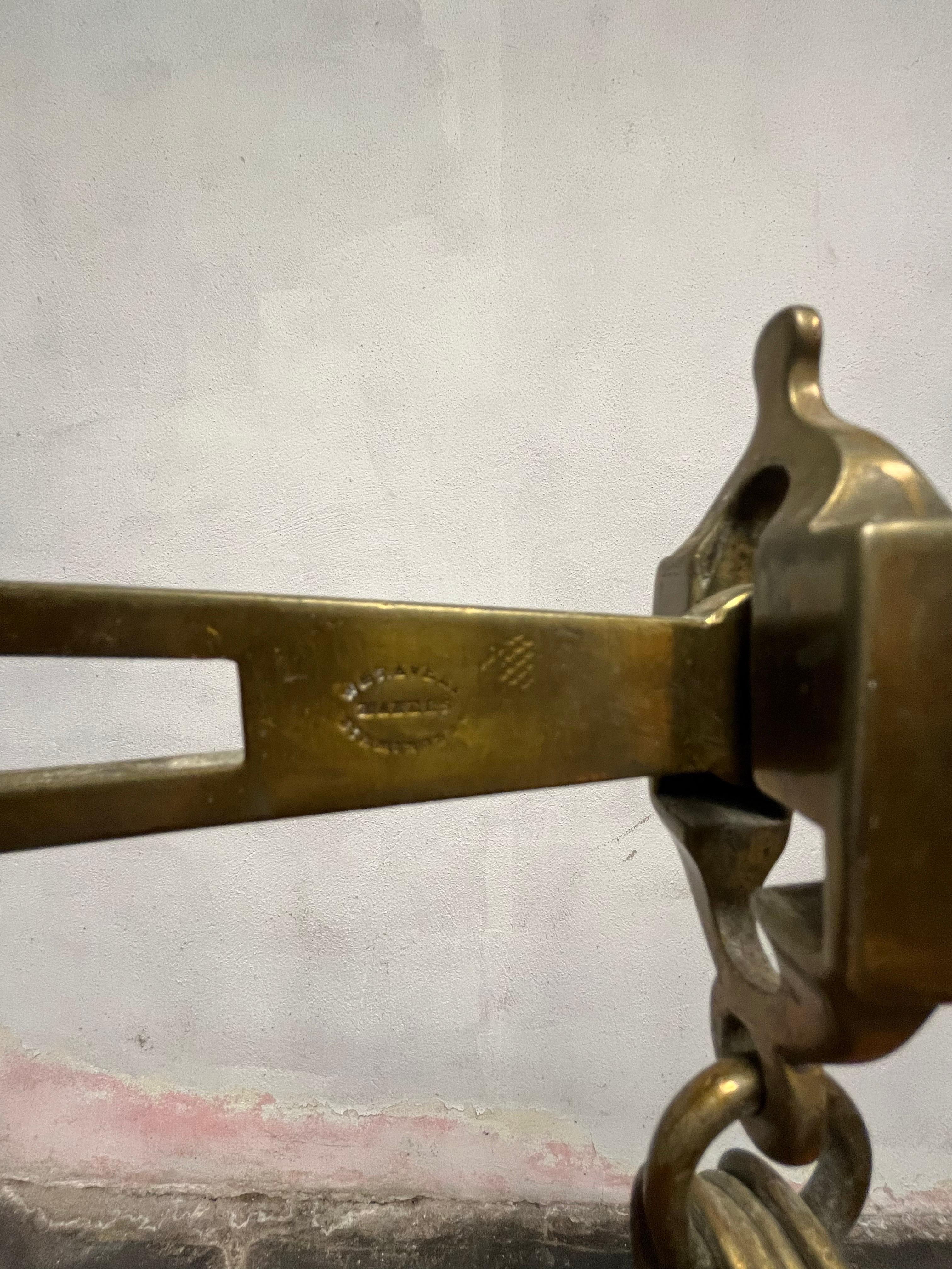 Scale de poutres vintage W.& T. Avery en laiton et fonte en vente 1