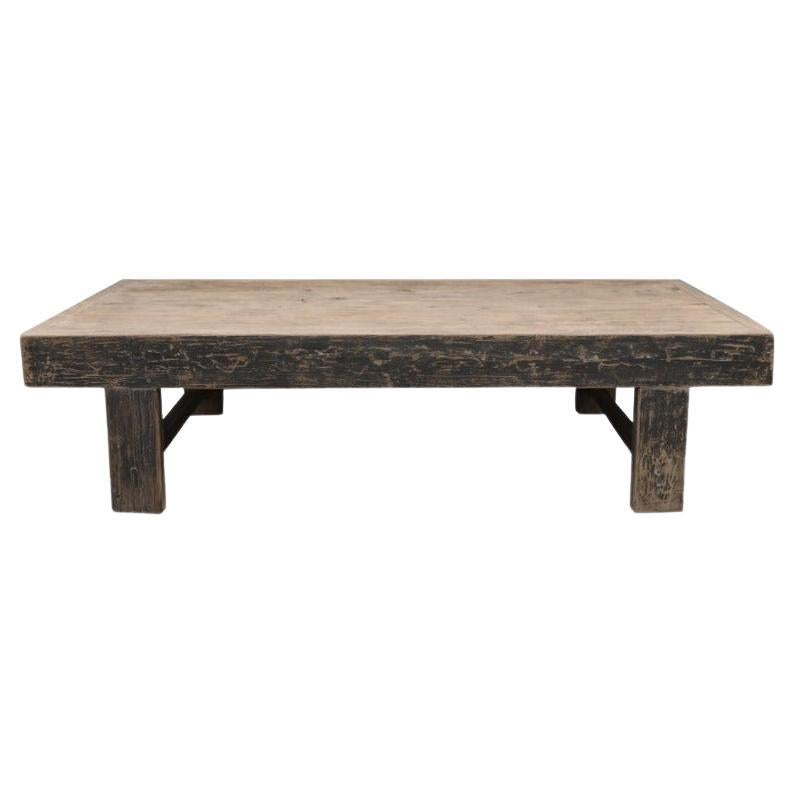 Vintage Wabi-Sabi Patinated Wood Couchtisch im Angebot