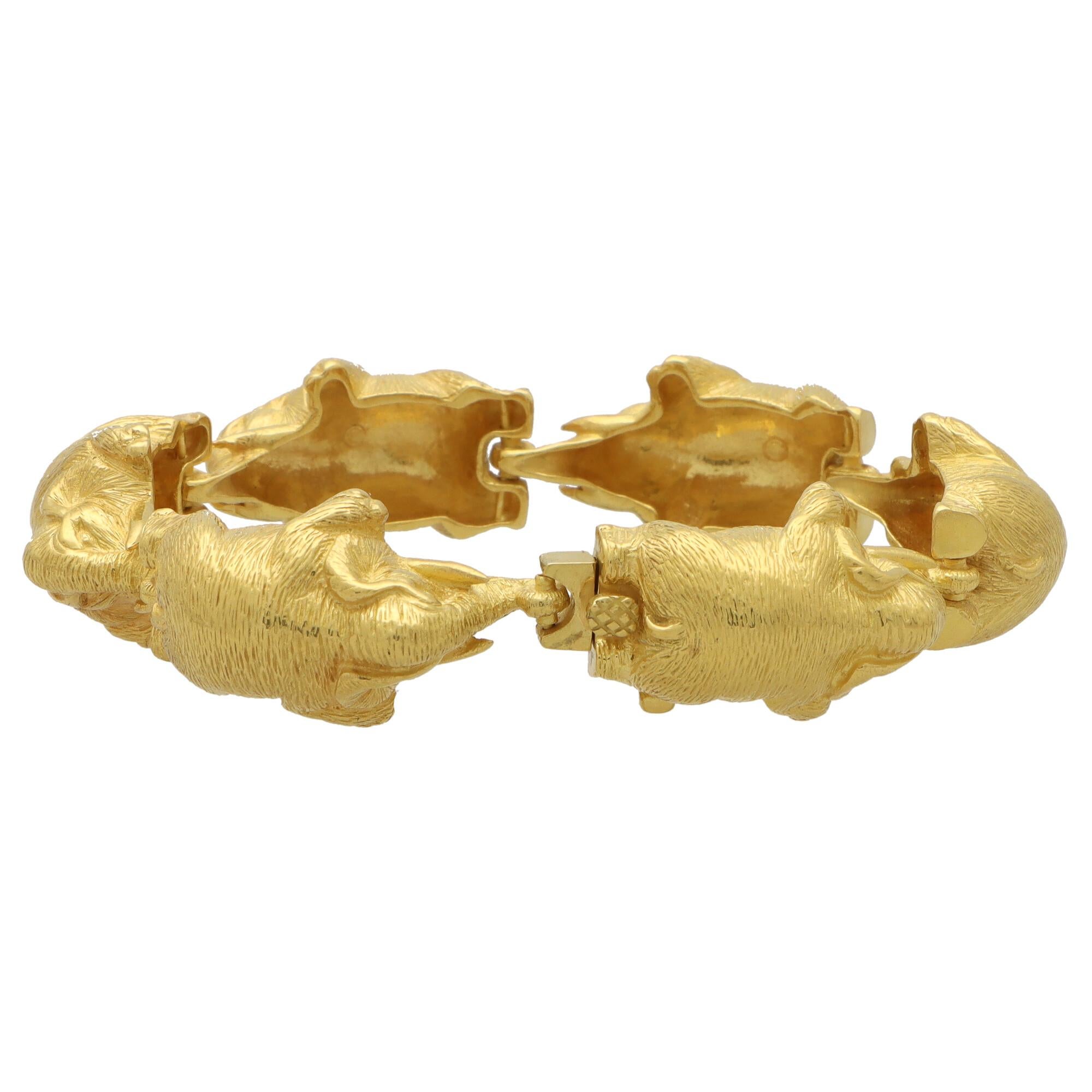 Women's or Men's Vintage Walking Elephant Link Bracelet Set in 18k Yellow Gold For Sale