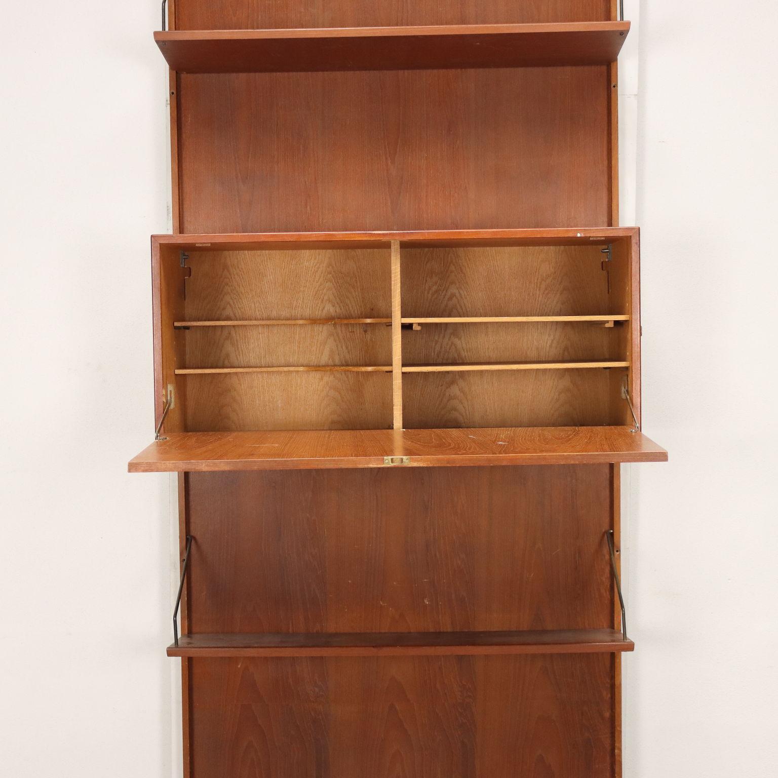 Vintage Wall Bookcase Teak Veneer, Italy, 1960s In Good Condition In Milano, IT