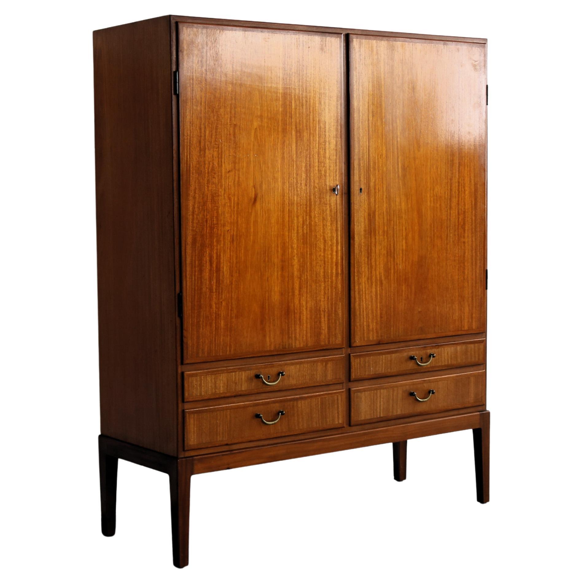 Vintage Wandschrank  Schrank  1960s  Dänisch