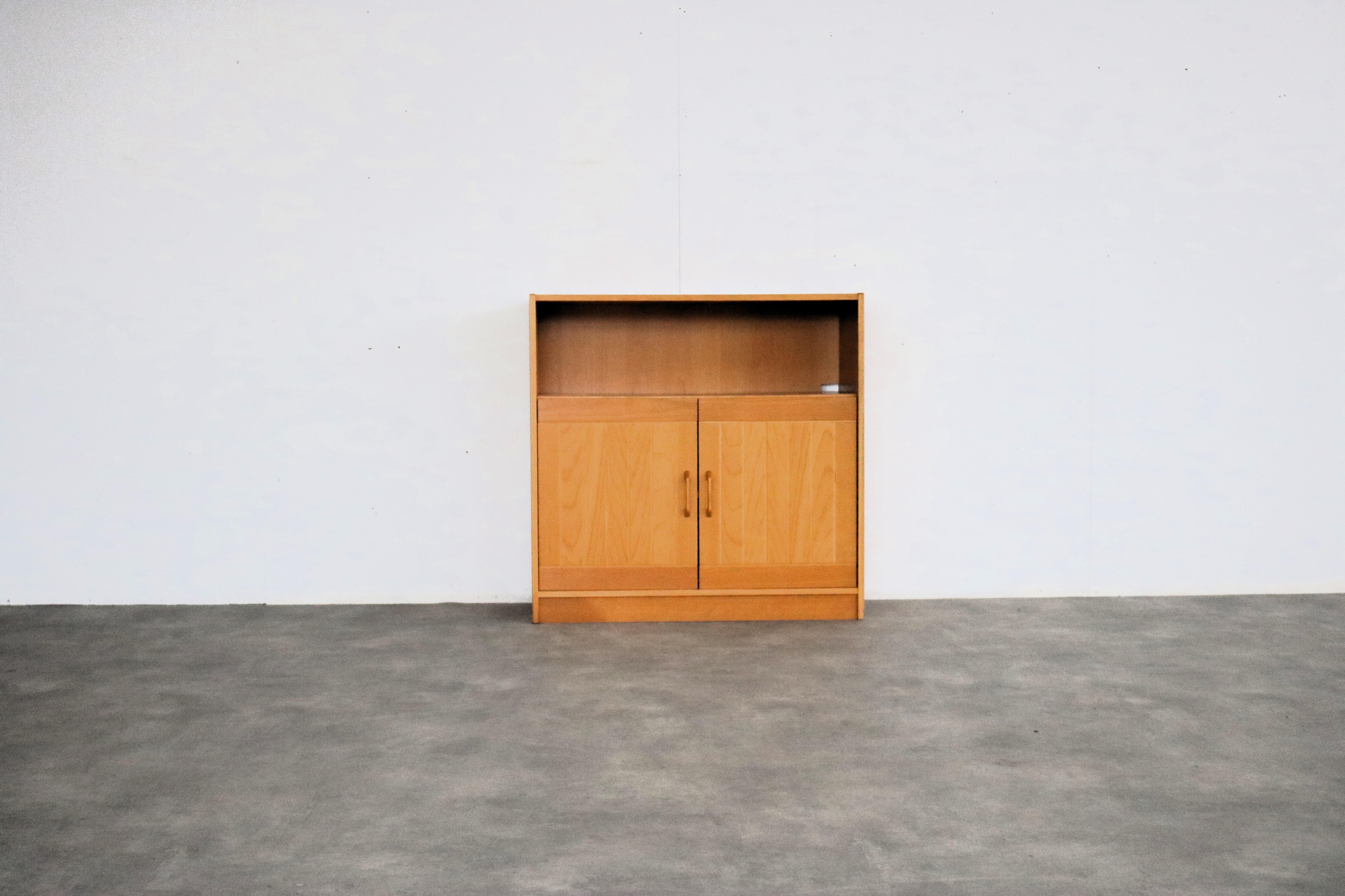 
vintage wall cabinets  closet   Sweden

period  80s
design  unknown  Sweden
condition  good  light signs of use  1 with corner damage
size  87.5 x 89 x 36.5 (hxwxd)

details  beech wood; 2 available; price is per piece;

article number  2634