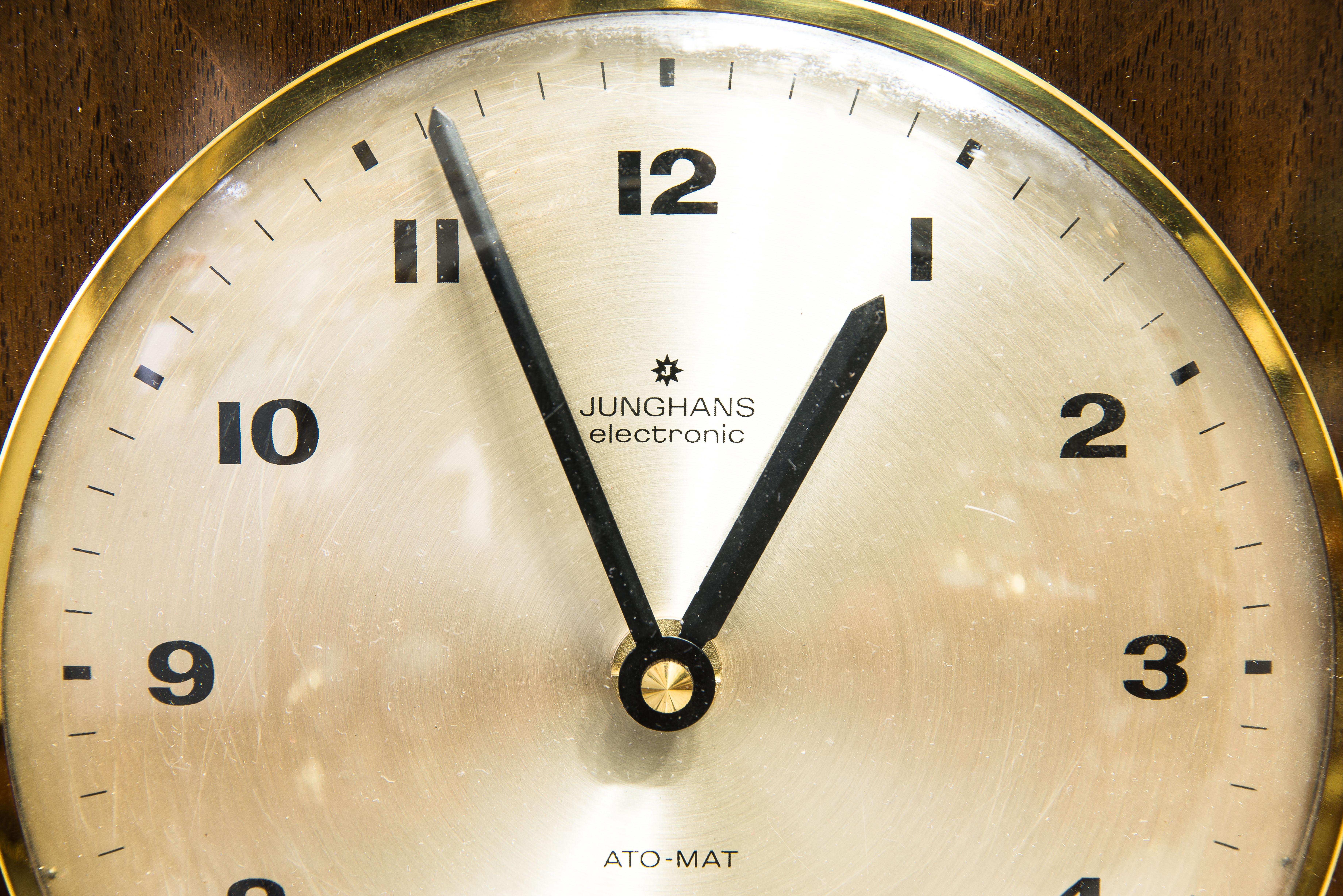 Vintage Wall Clock by Junghans, circa 1960s In Good Condition In Wien, AT