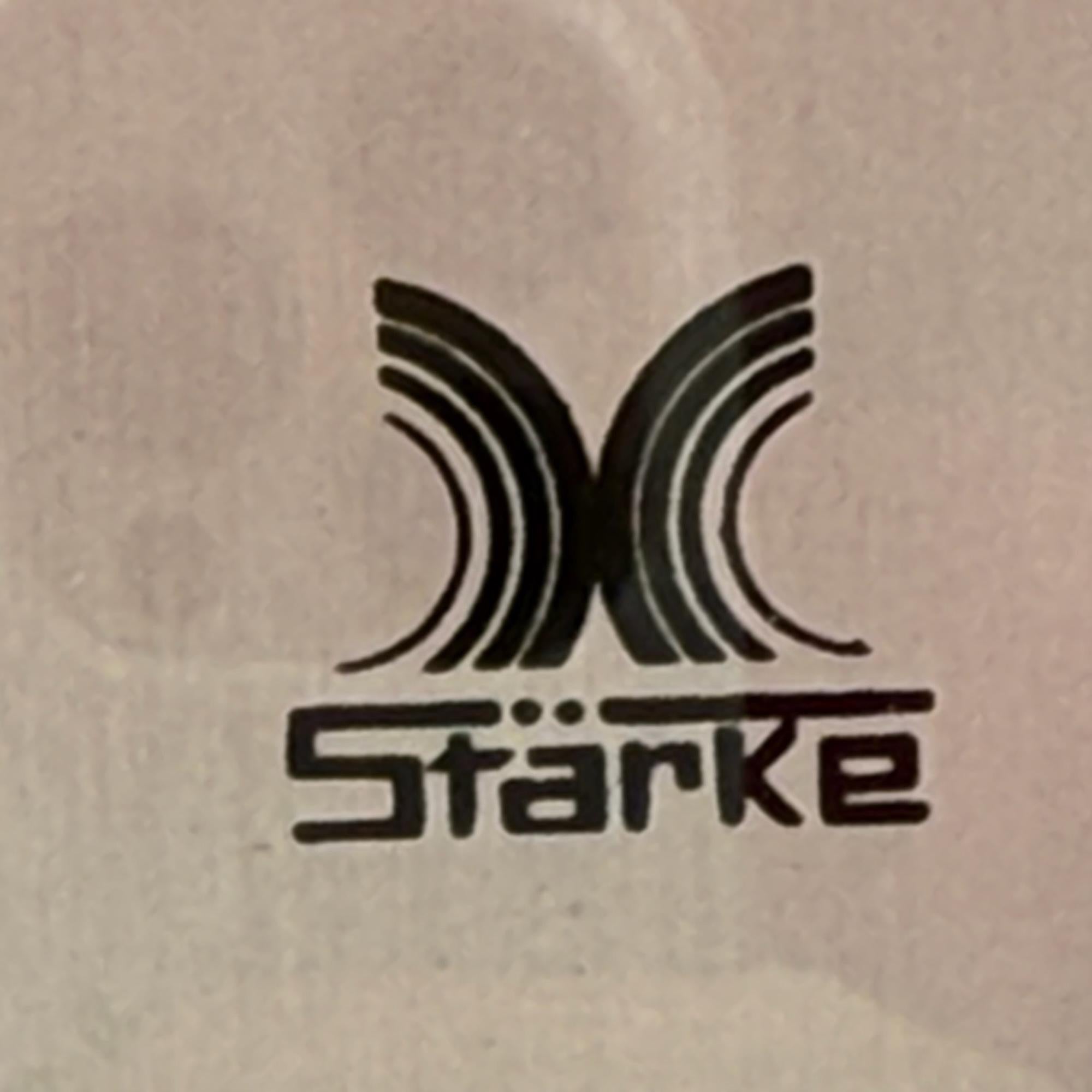 Ère spatiale Horloge murale vintage par Stärke - Design des années 70 avec des nuances d'orange et de chrome en vente