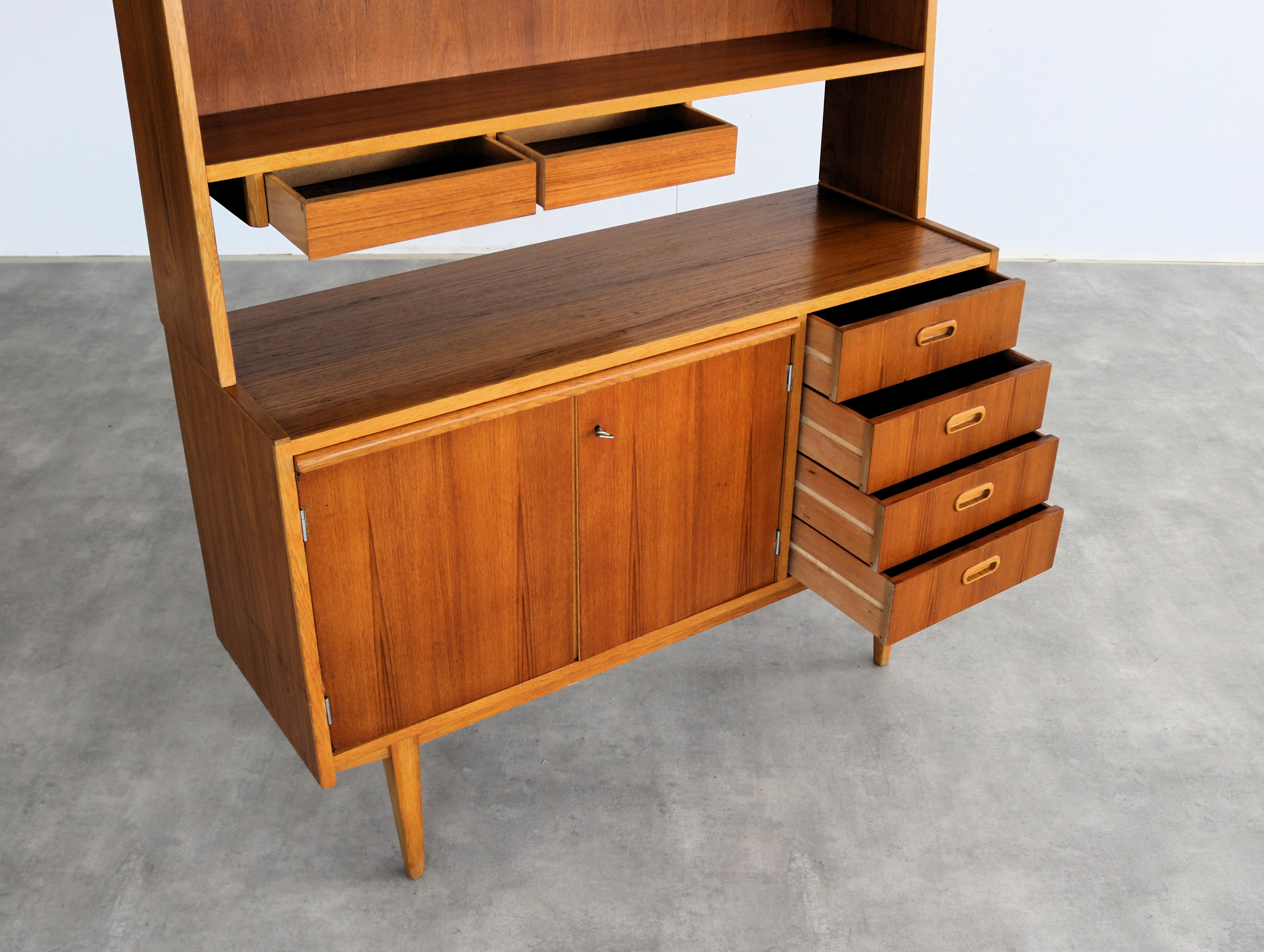 Vintage-Hängeschrank  60s  Sekretärin  Schrank  Schwedisch im Angebot 3