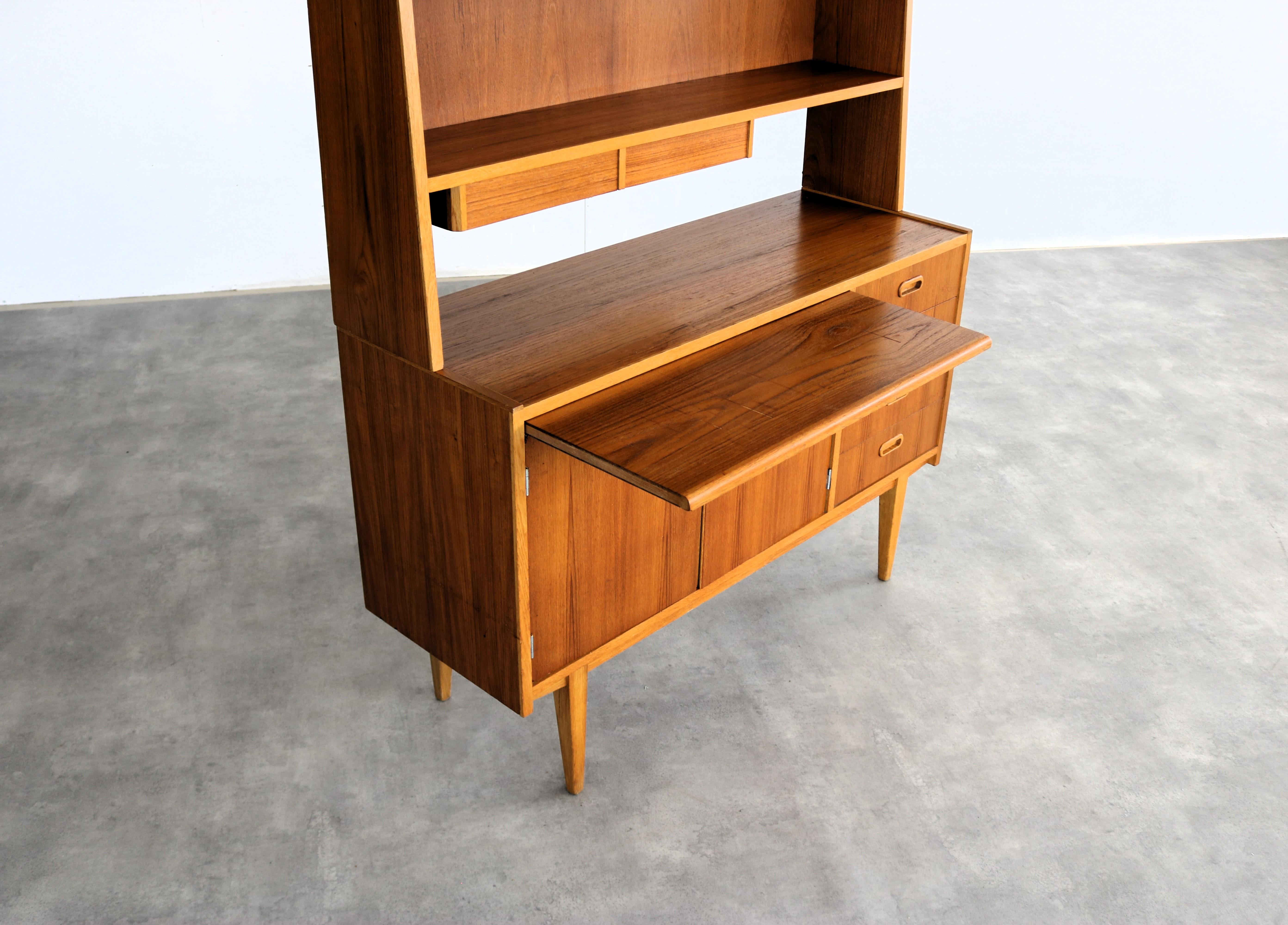 Vintage-Hängeschrank  60s  Sekretärin  Schrank  Schwedisch im Angebot 4