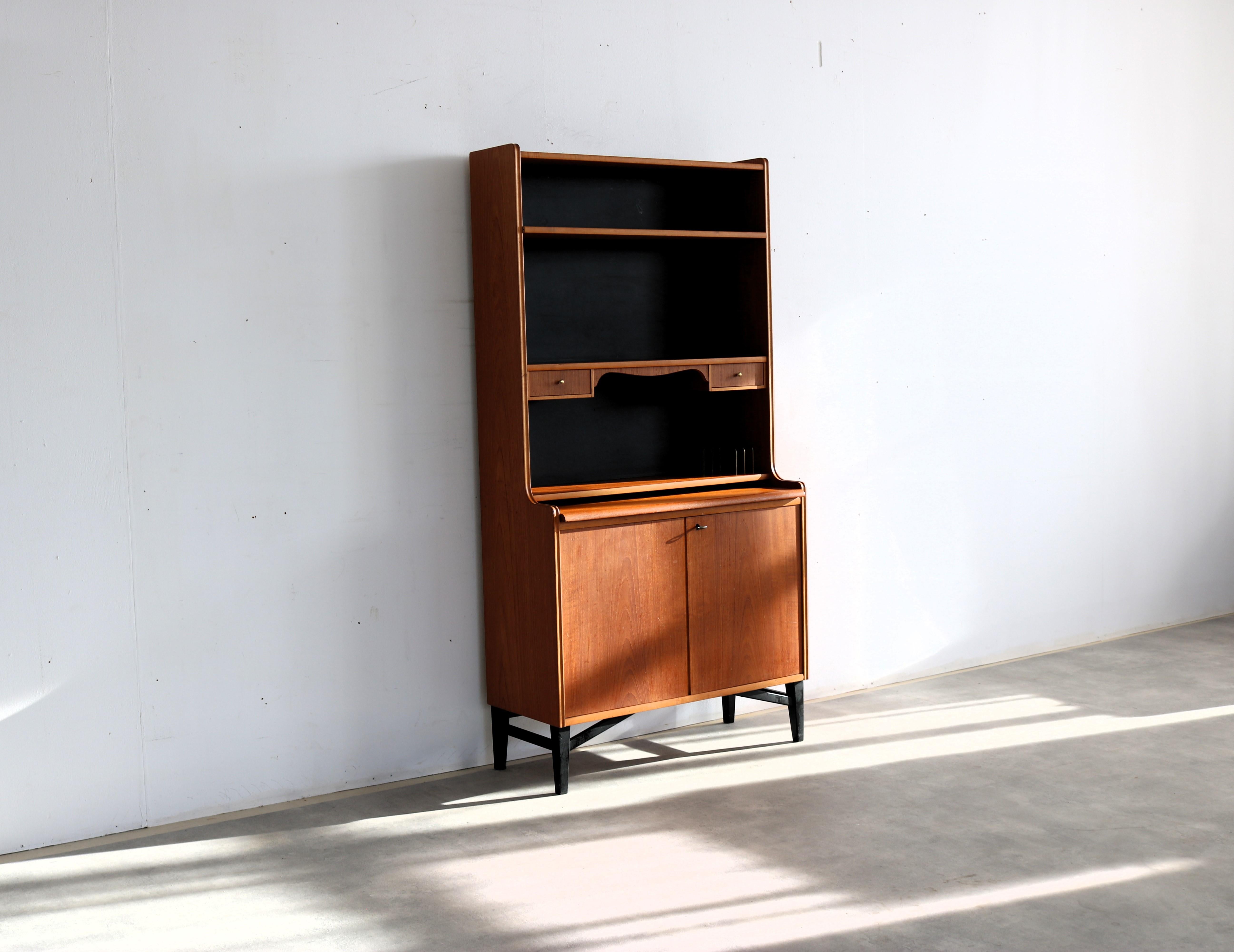 armario de pared vintage  armario  60s  Suecia Sueco en venta