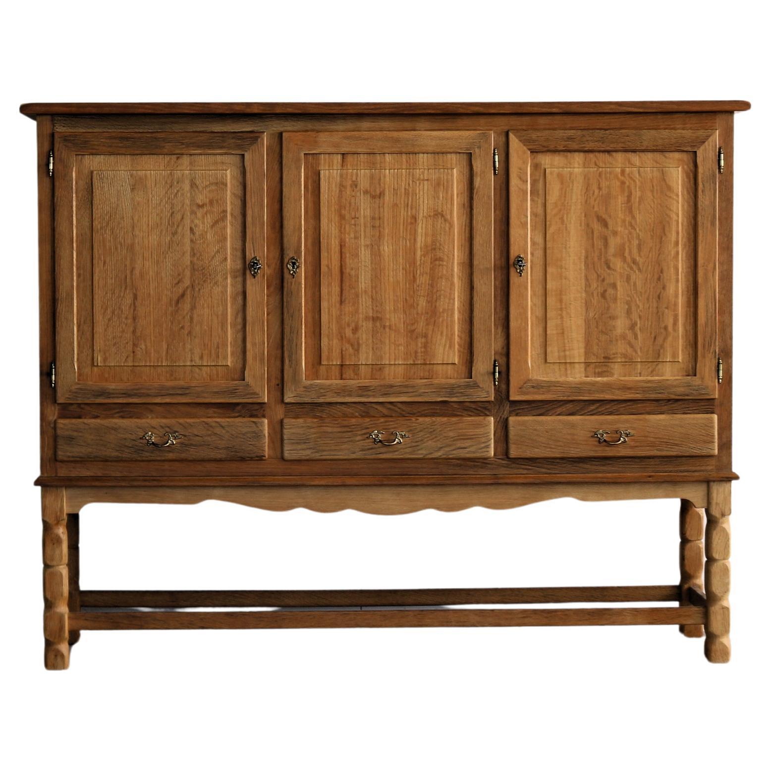 Vintage-Hängeschrank  Schrank  brutalistisch  Dänisch