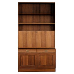 Armadio da parete svedese vintage, teak e vetro, inserti in ottone, anni '60