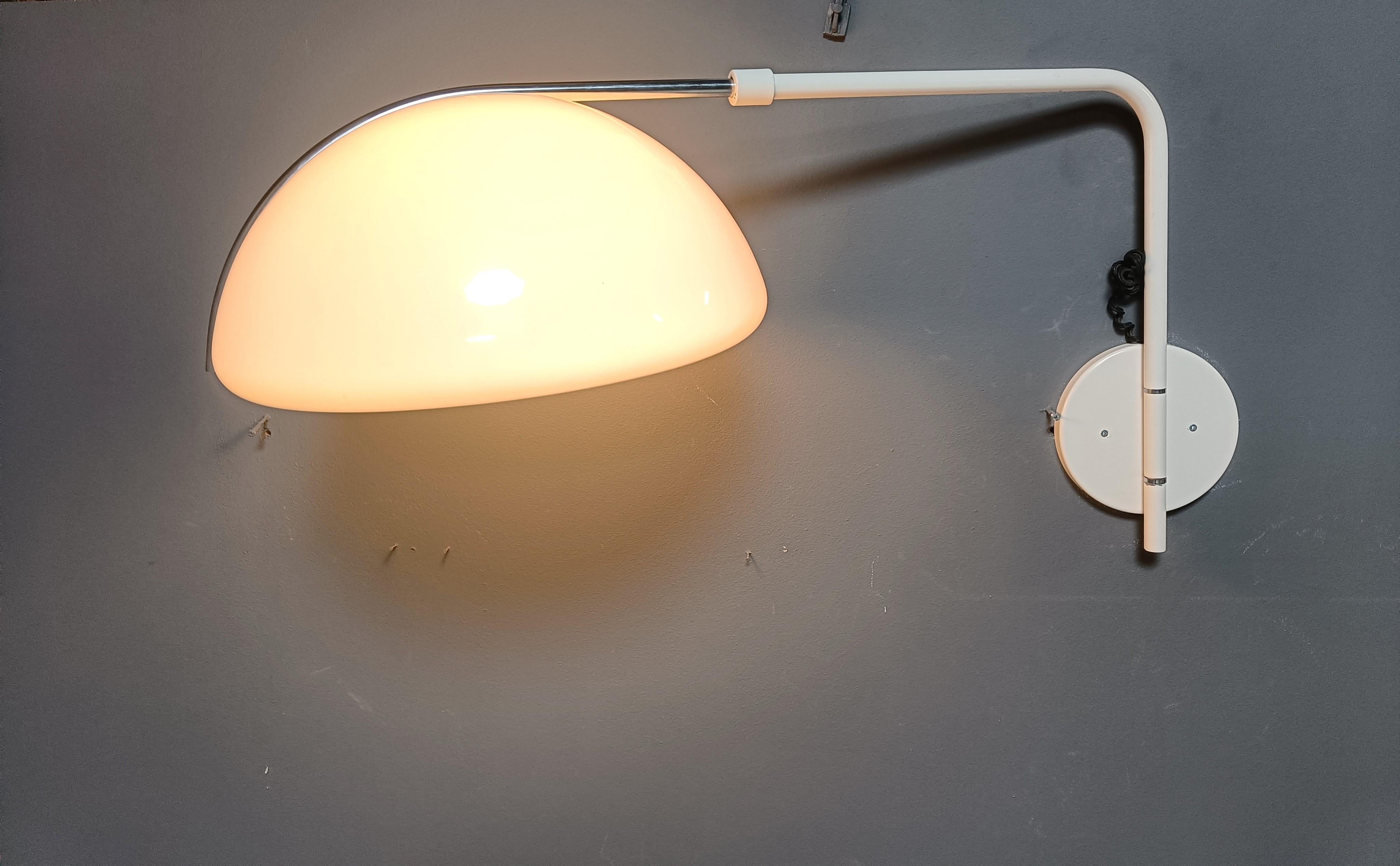 Vintage wall lamp by Luigi Massoni for Guzzini, 1970s For Sale 5