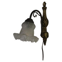 Retro wall lamp with flower design in milk glass Art Nouveau style