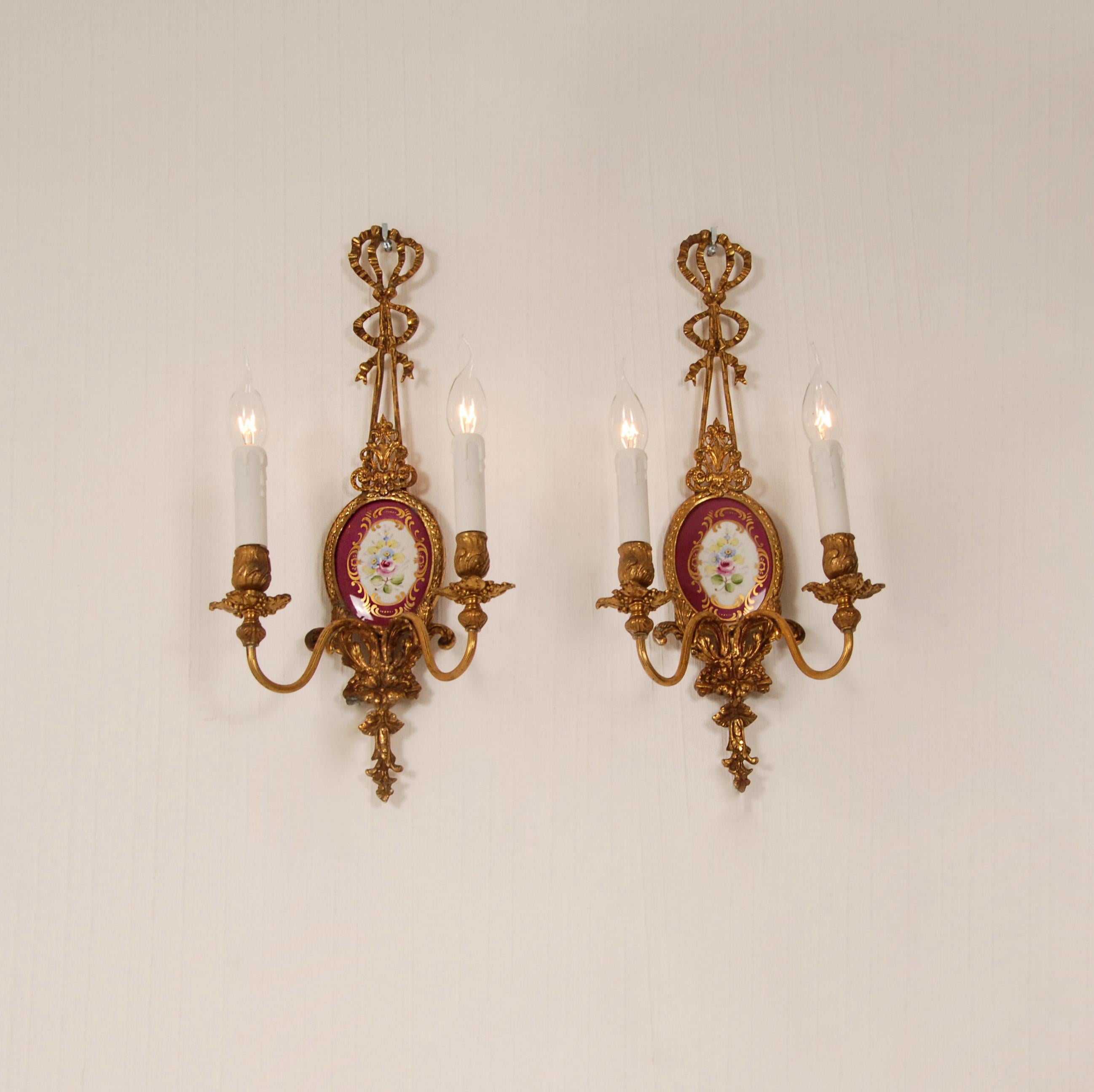 Cast Vintage Wall Lamps Gold Gilt Bronze Ribbons Porcelain Neoclassical sconces pair For Sale