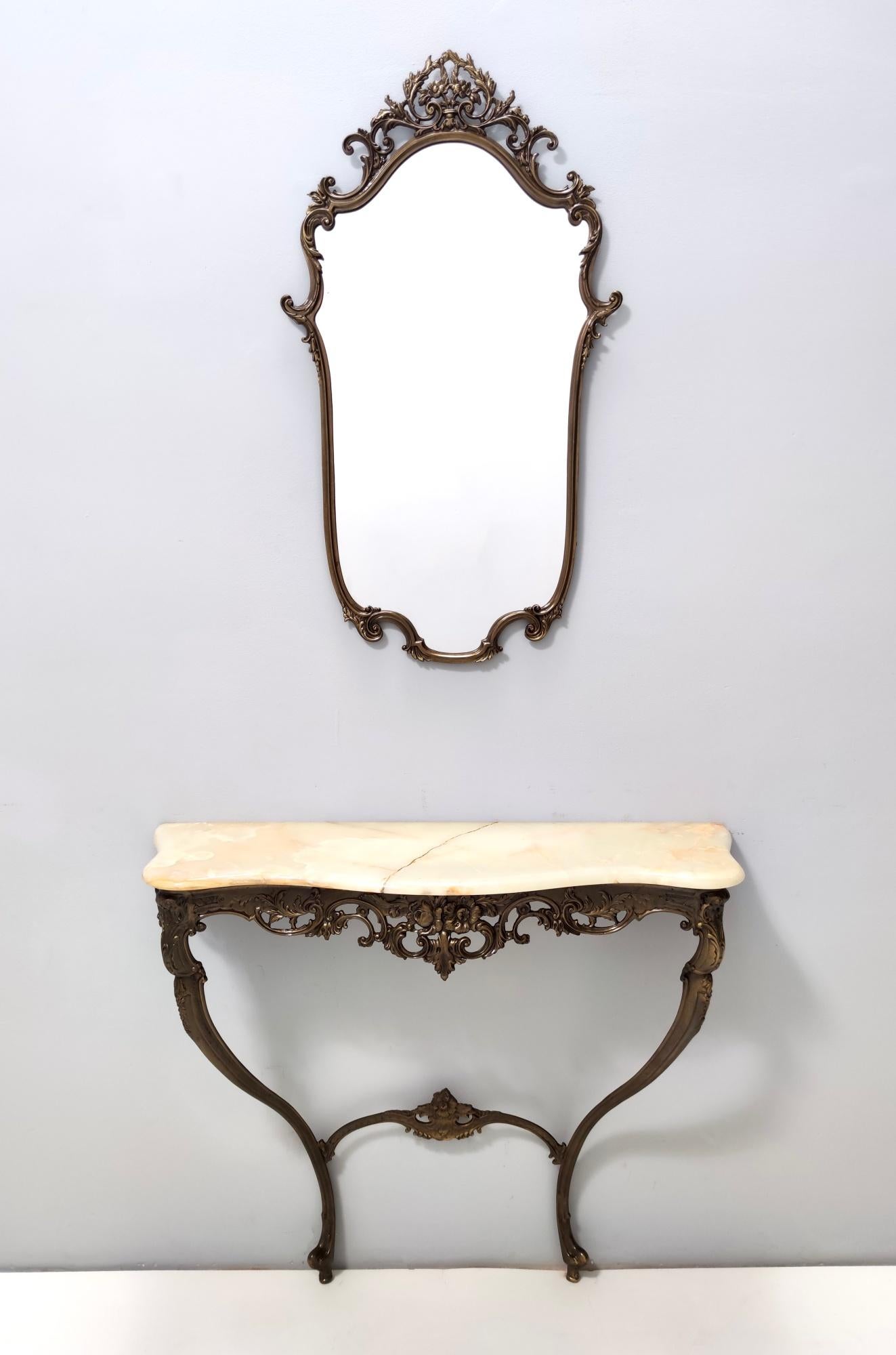Italian Vintage Wall Mirror and Console with an Onyx Top and Cast Brass Frame, Italy For Sale