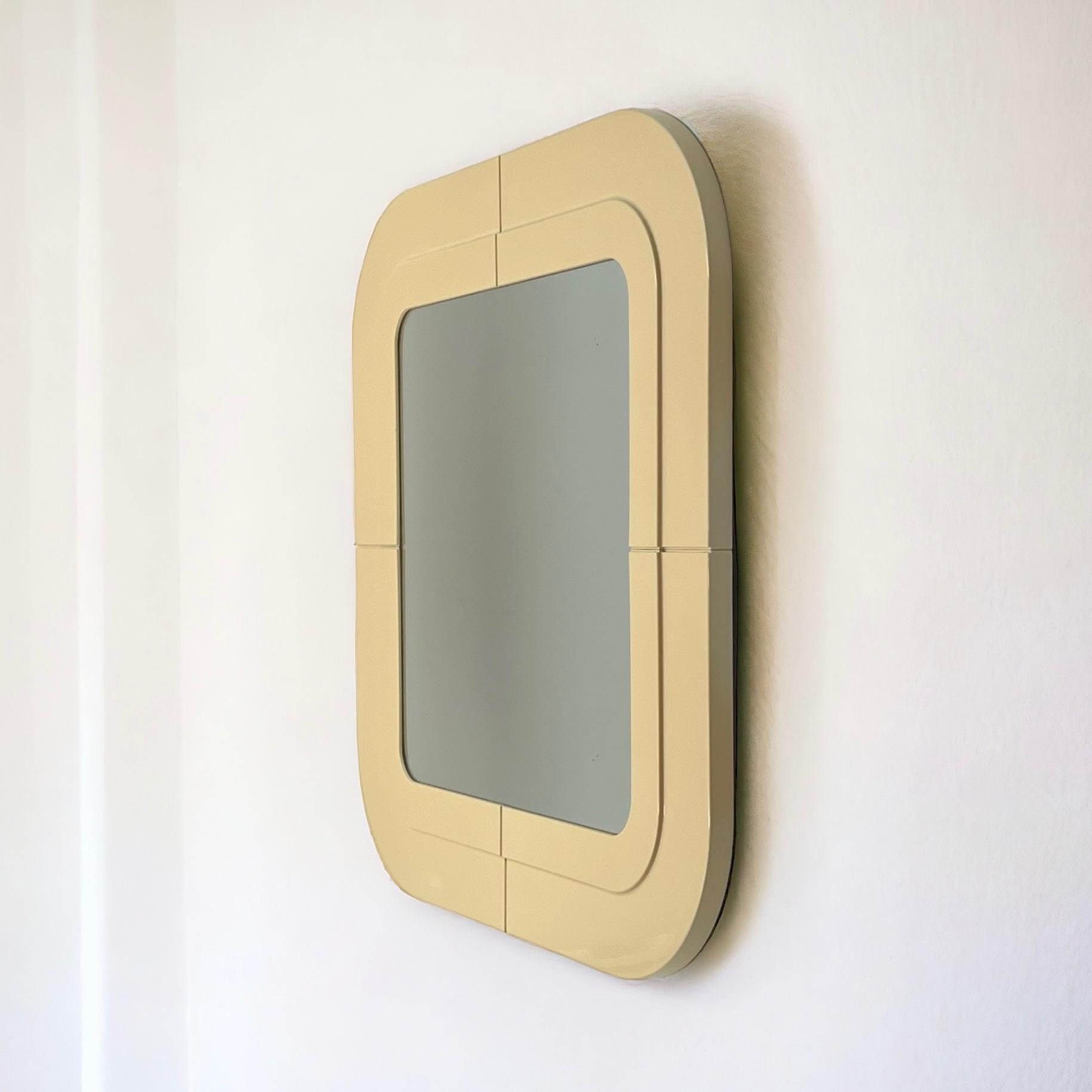Vintage-Wandspiegel von Anna Castelli Ferrieri für Kartell – 1960er Jahre (Mitte des 20. Jahrhunderts) im Angebot