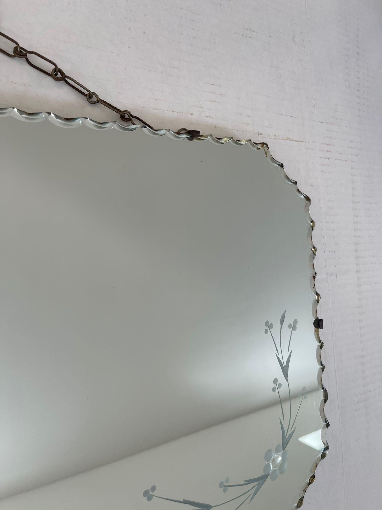 Vintage Wall Mirror With Floral Etching and Scallop Beveled Edges. In Good Condition In Seattle, WA