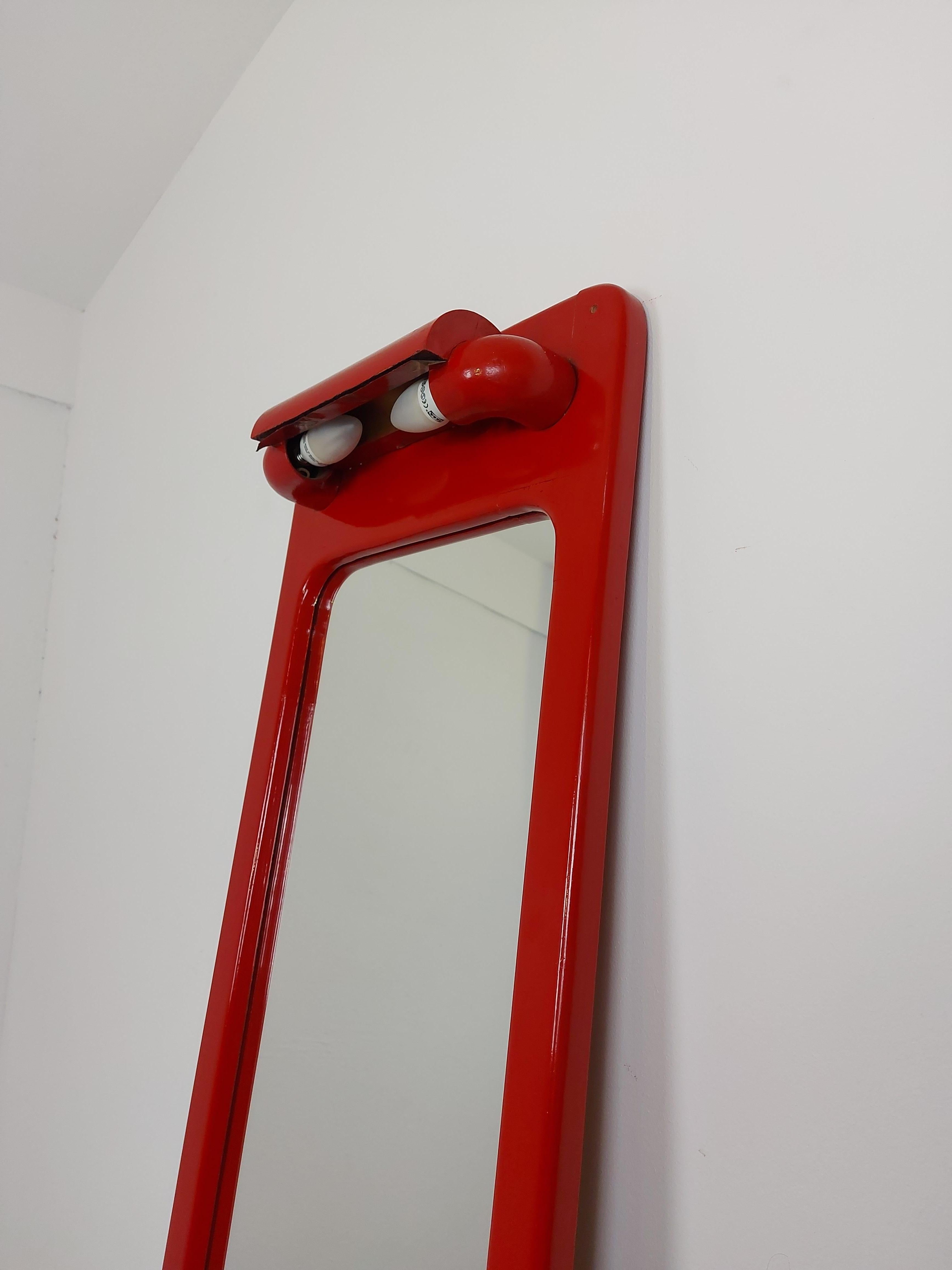 Vintage mirror

Period: 1970s

Style: Mid-Century Modern, Italian

Dimensions: H-148 cm, W-43 cm, D-3 cm.
