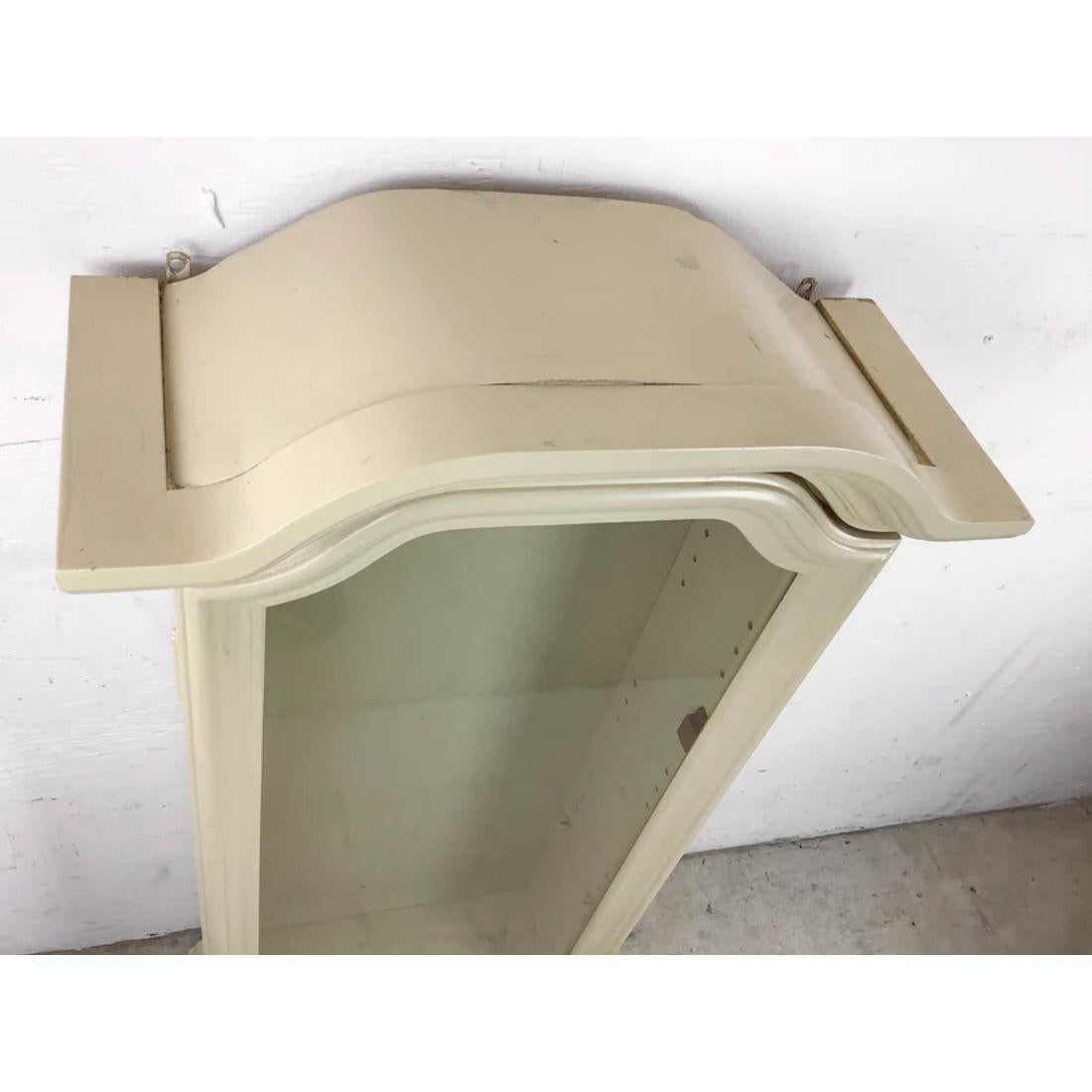 Vintage-Wandvitrine (20. Jahrhundert) im Angebot