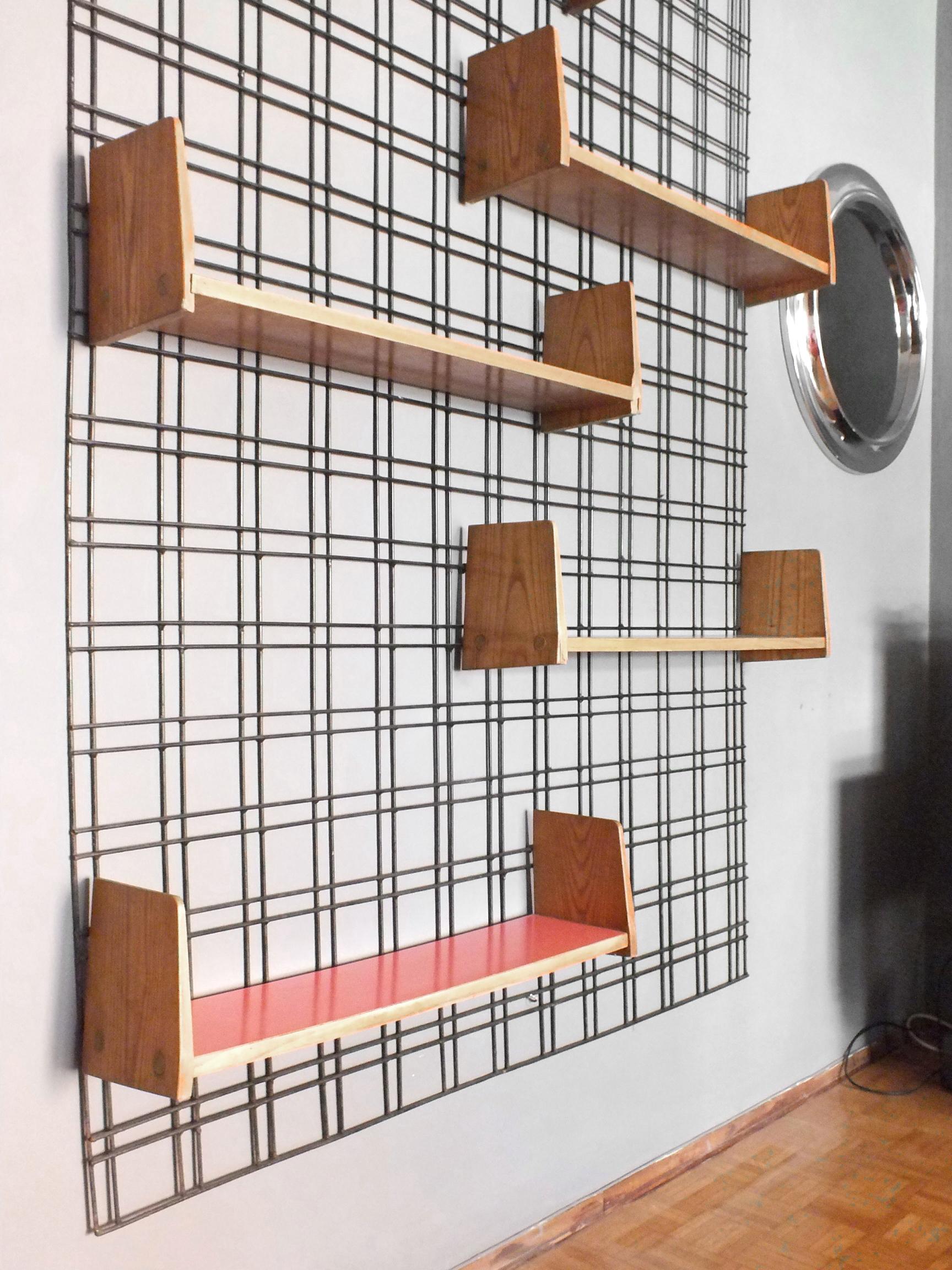 Vintage Wall Mounted Shelving by Pfr Studio Gio Ponti 1950 In Good Condition For Sale In Biella, IT
