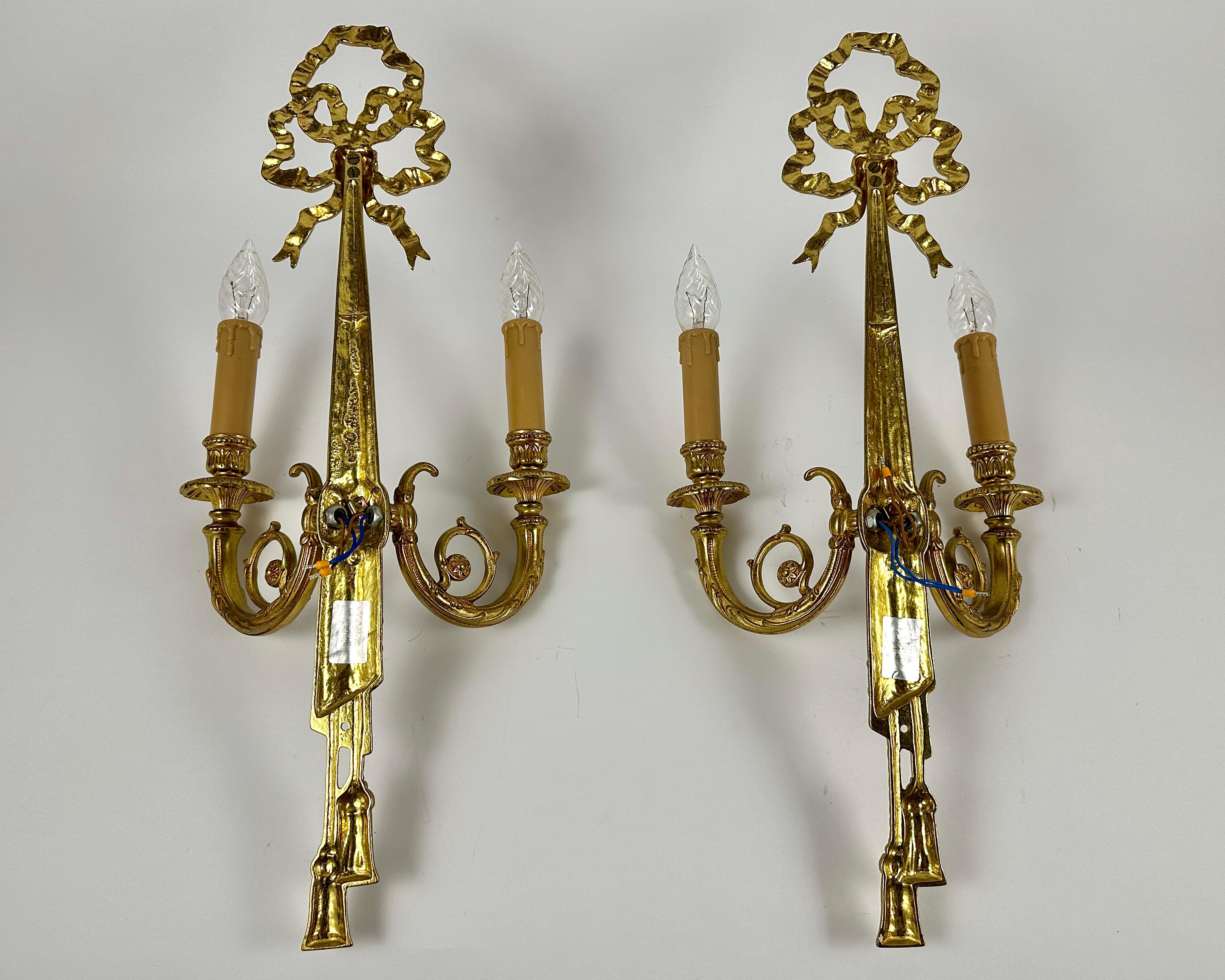 Apliques Vintage Estilo Luis XVI De Massive, Bélgica Pareja De Bronce Light Belga en venta