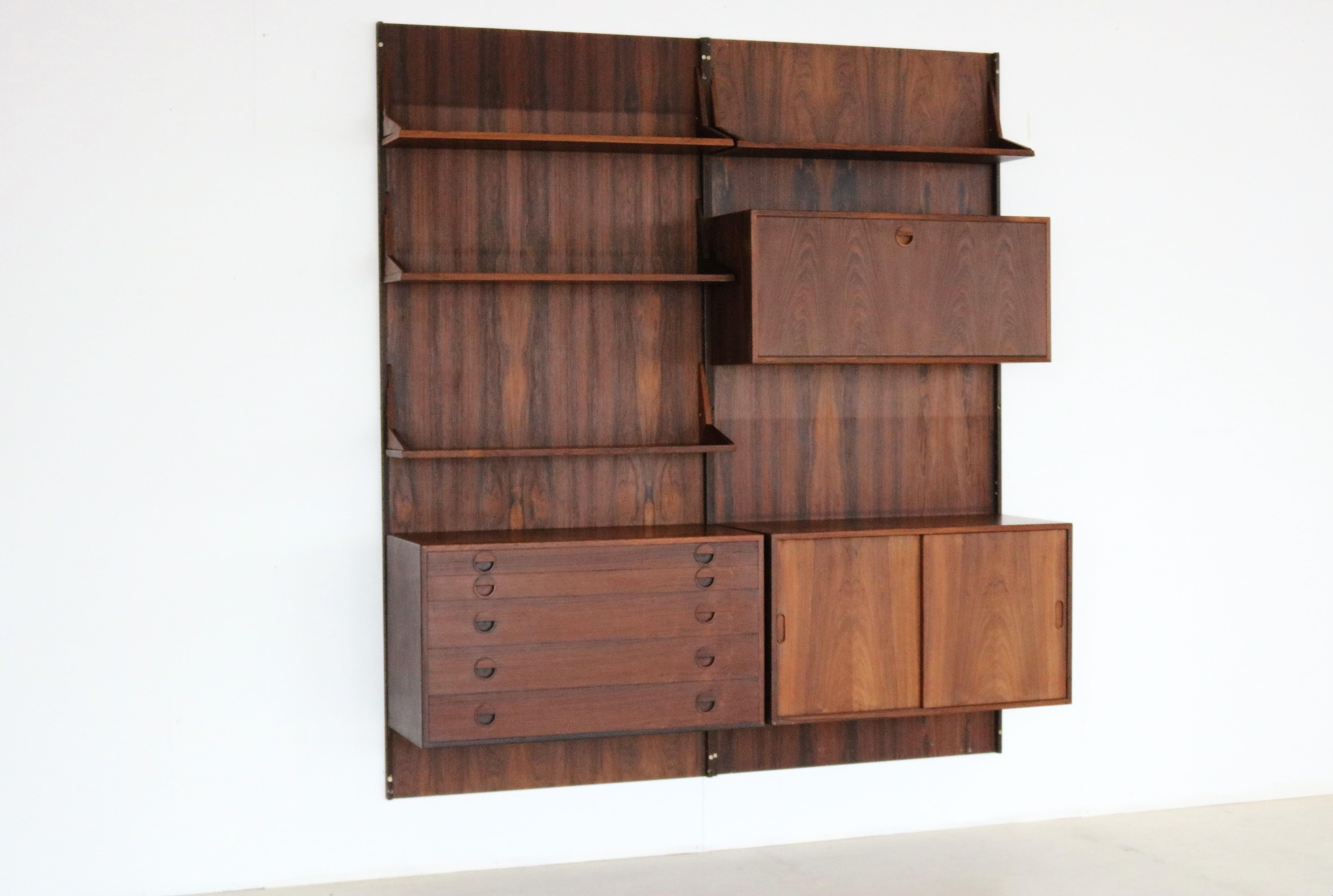 Vintage Wall System Rosewood HG Furniture Danish   In Good Condition In GRONINGEN, NL