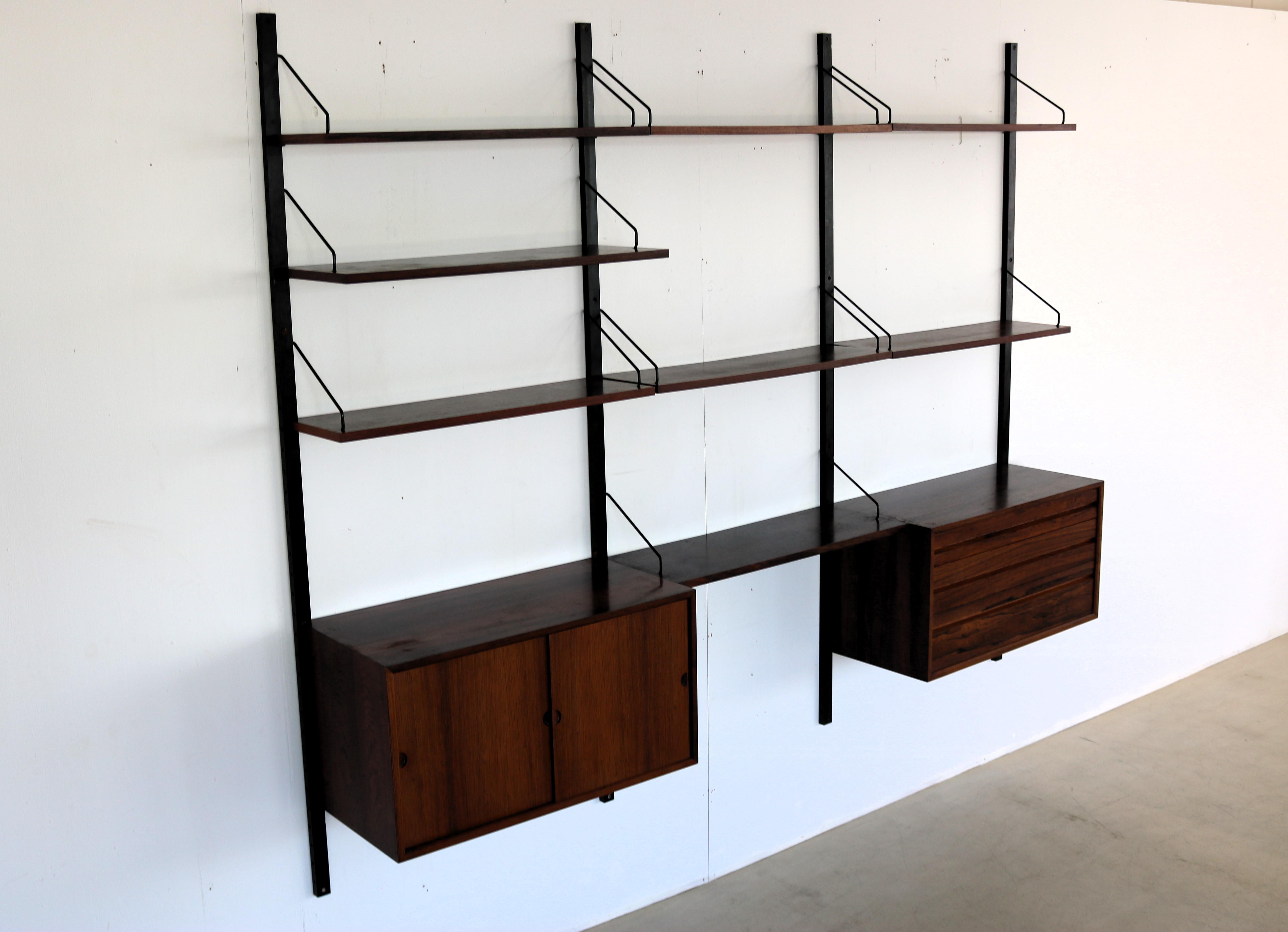 Vintage Wall System Wall Unit 60s Cadovius In Good Condition In GRONINGEN, NL