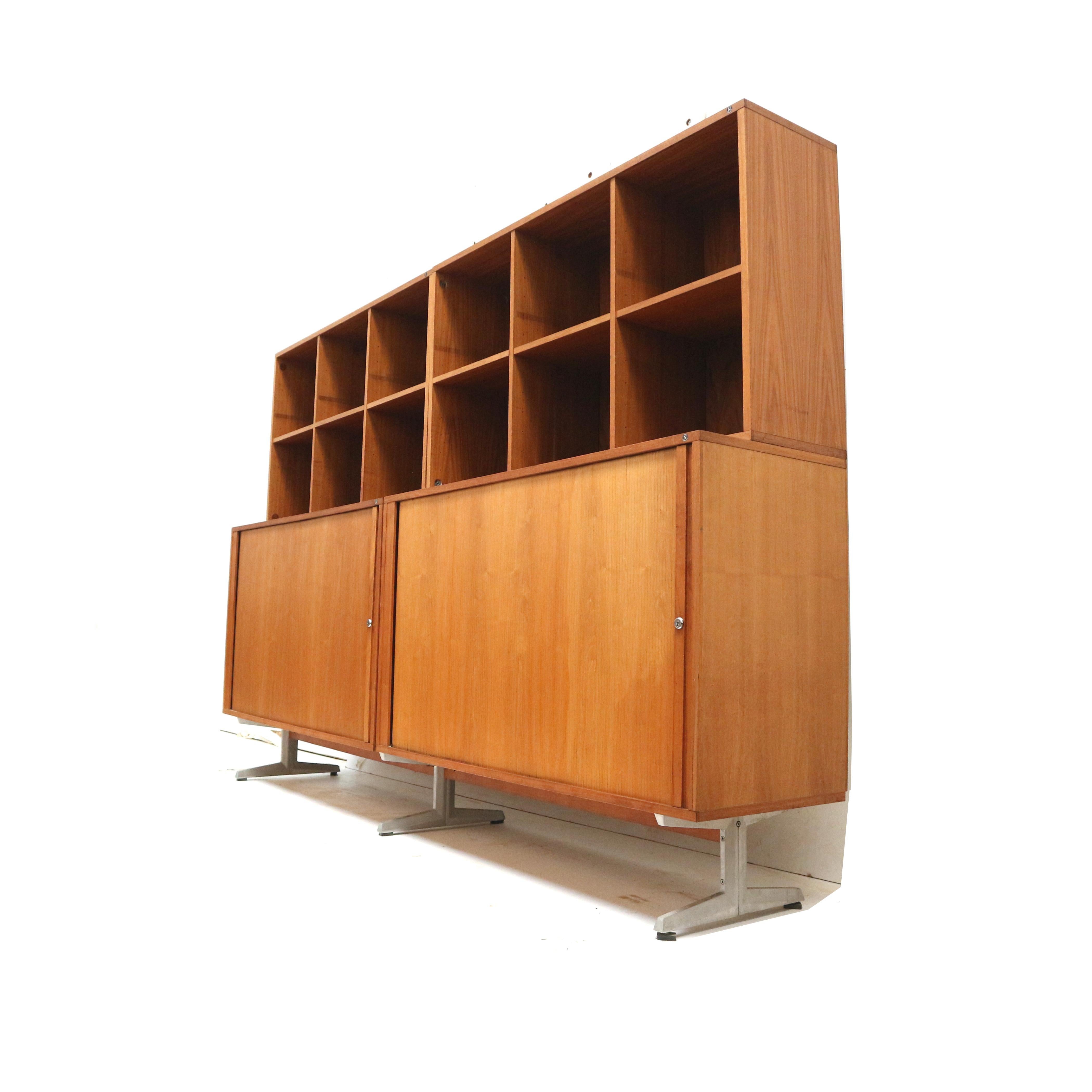 Mid-20th Century Vintage wall unit by Marius Byrialsen for Nipu from the 1960s For Sale