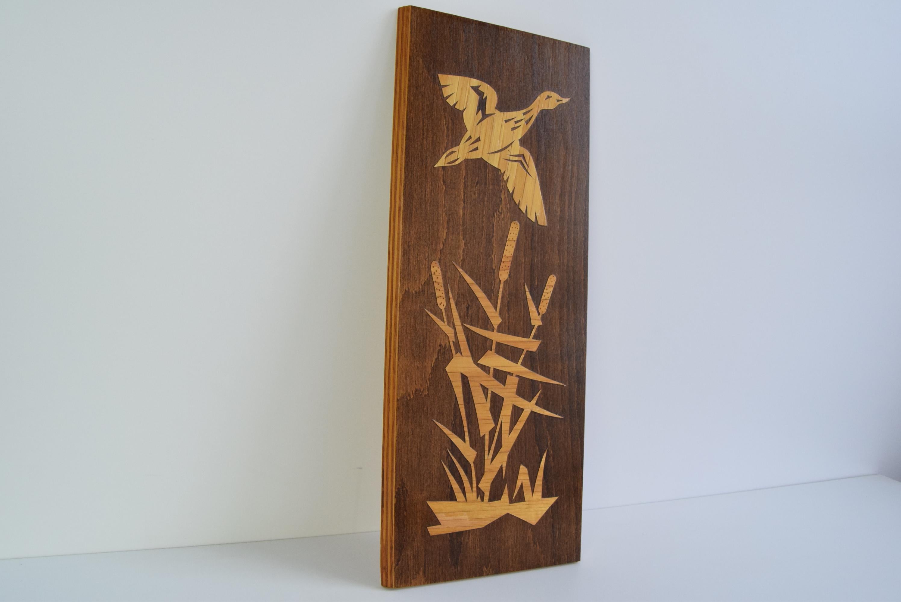 
Impiallacciatura incollata al Wood.
Motivo animale
Raro
Bella decorazione
Condizioni originali