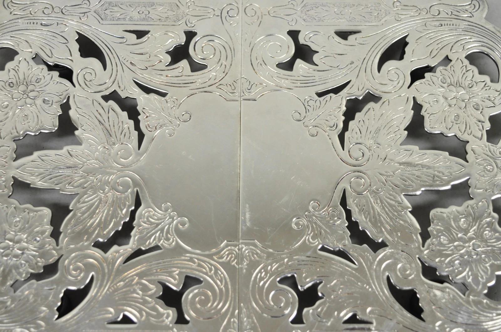 Vintage Wallace 7332 Victorian Style Silver Plated Expanding Pot Trivet (B) Bon état - En vente à Philadelphia, PA