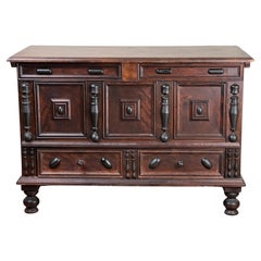 Vintage Wallace Nutting Walnut Lift Top Pilgrim Style Chest, Catalogue #909 c. 1