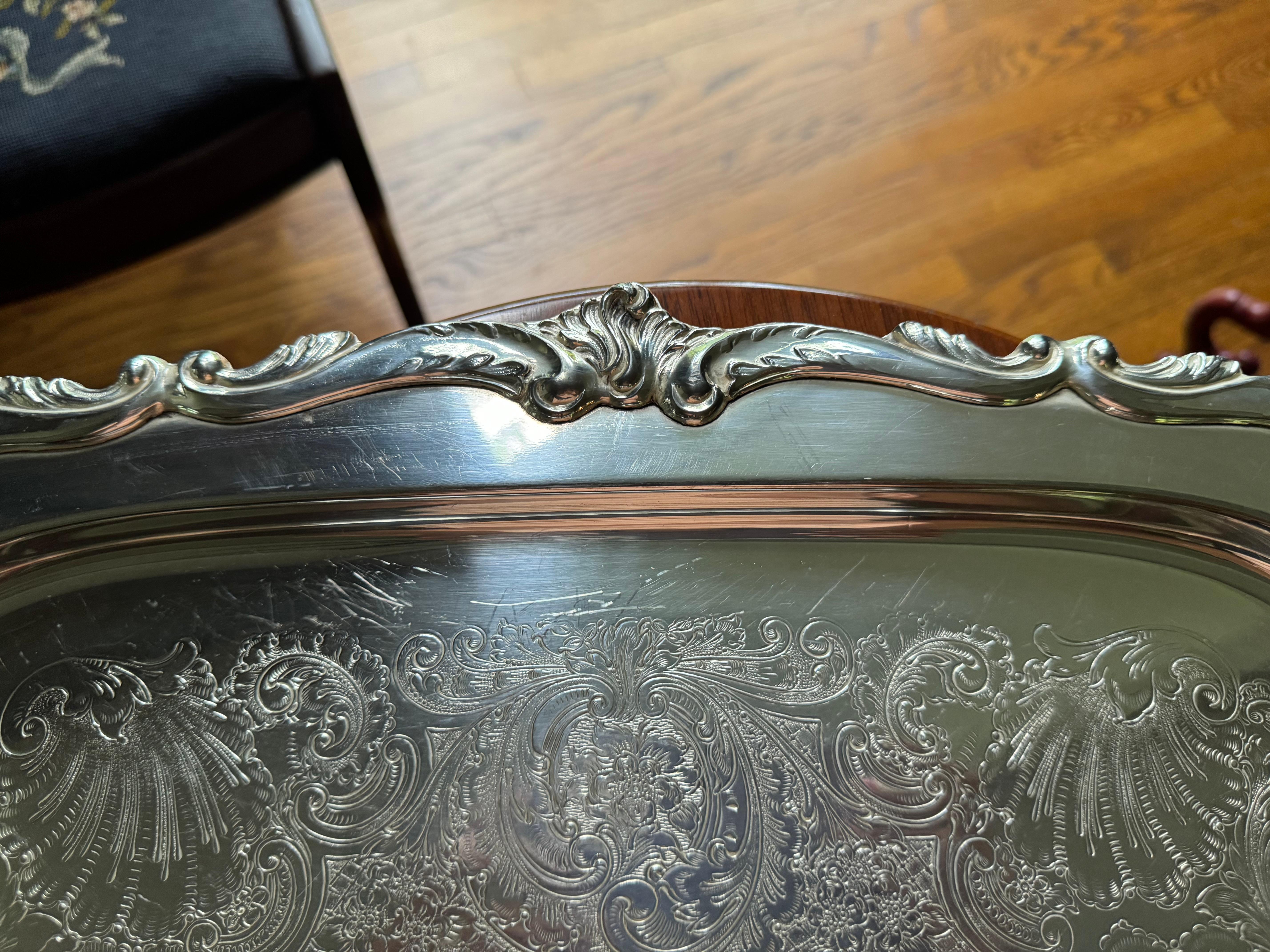 Bandeja vintage Wallace barroca rectangular plateada Rococó en venta