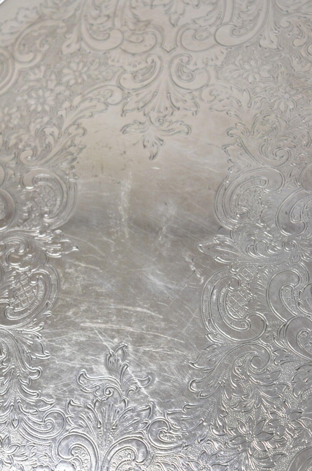 Vintage Wallace Royal Rose 9826 Silver Plated Ornate Oval Serving Platter Tray In Good Condition For Sale In Philadelphia, PA