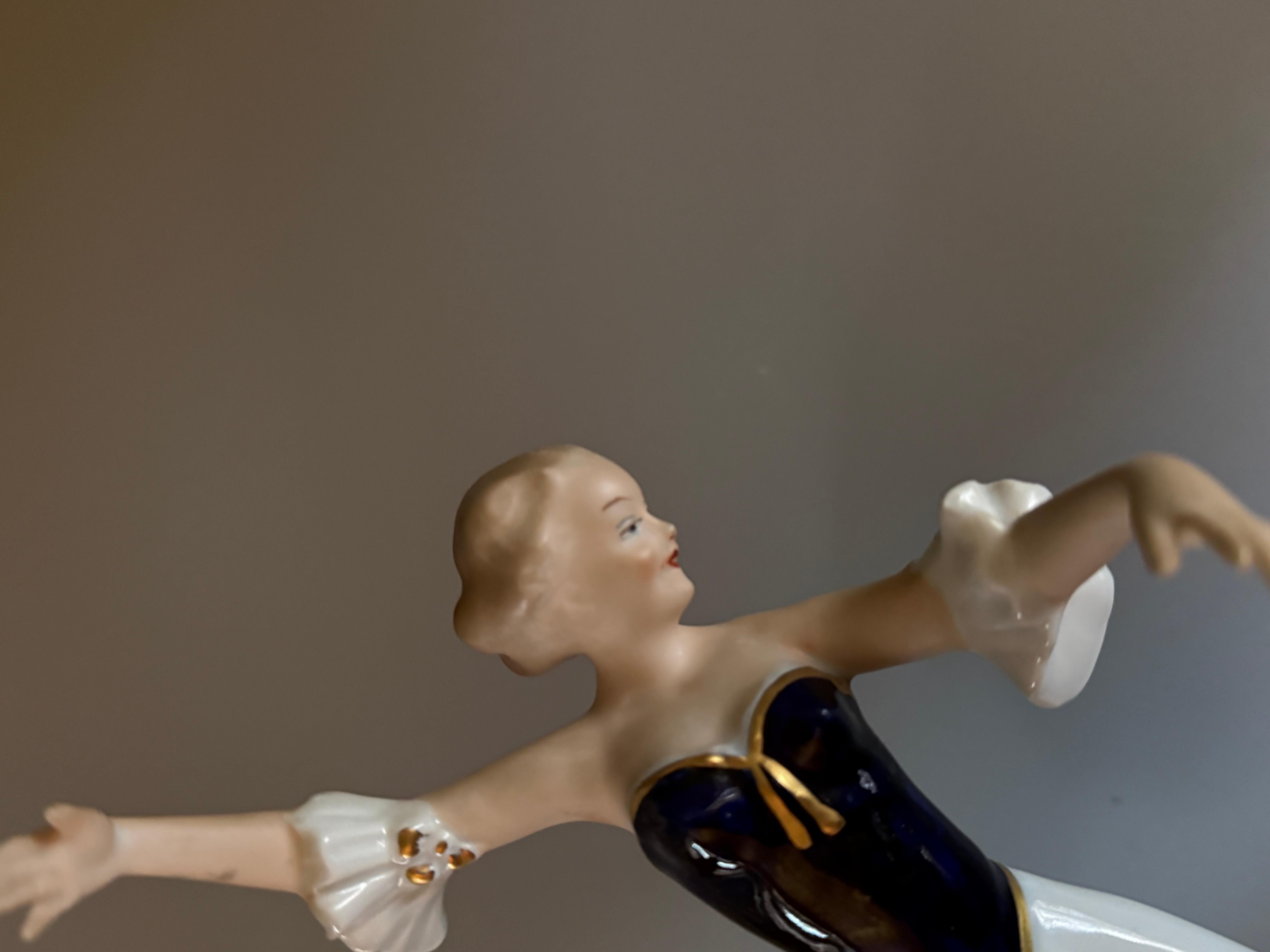 Porcelain White Cobalt Ballerina Wallendorf Germany 1964-1990 For Sale 3
