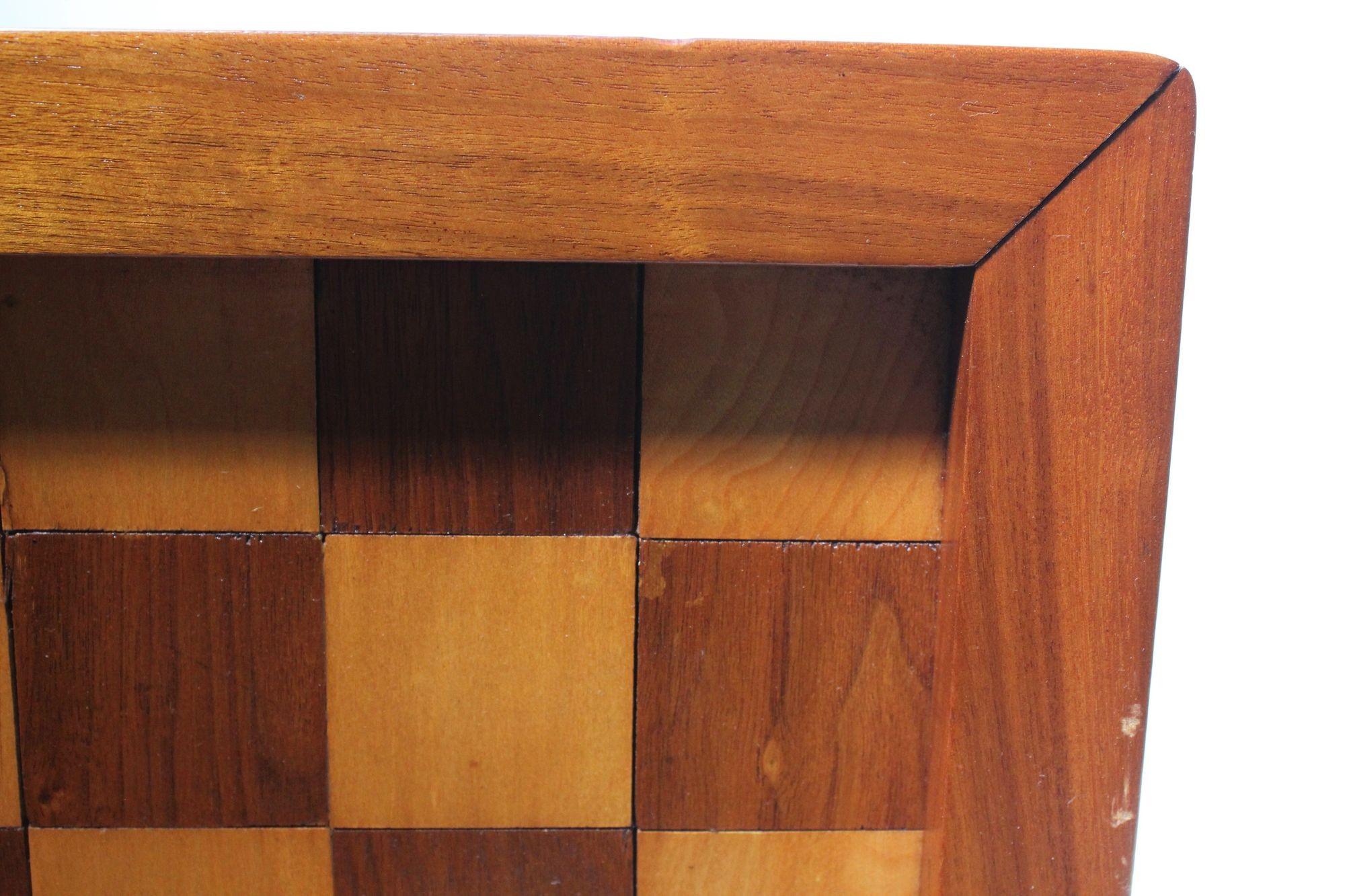 Late 20th Century Vintage Walnut and Beech Chessboard For Sale