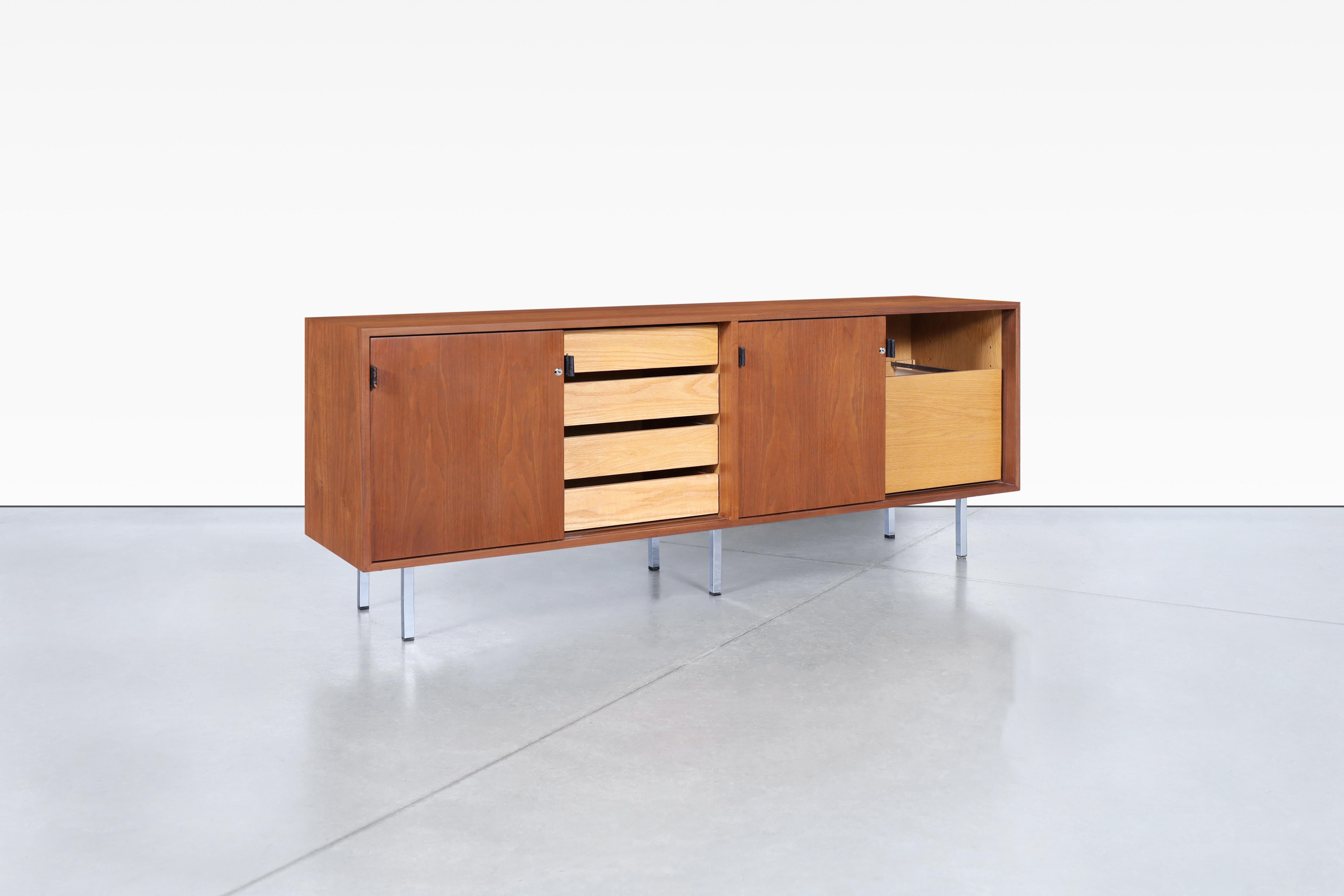 Vintage Walnut and Chrome Credenza by Florence Knoll In Excellent Condition For Sale In North Hollywood, CA