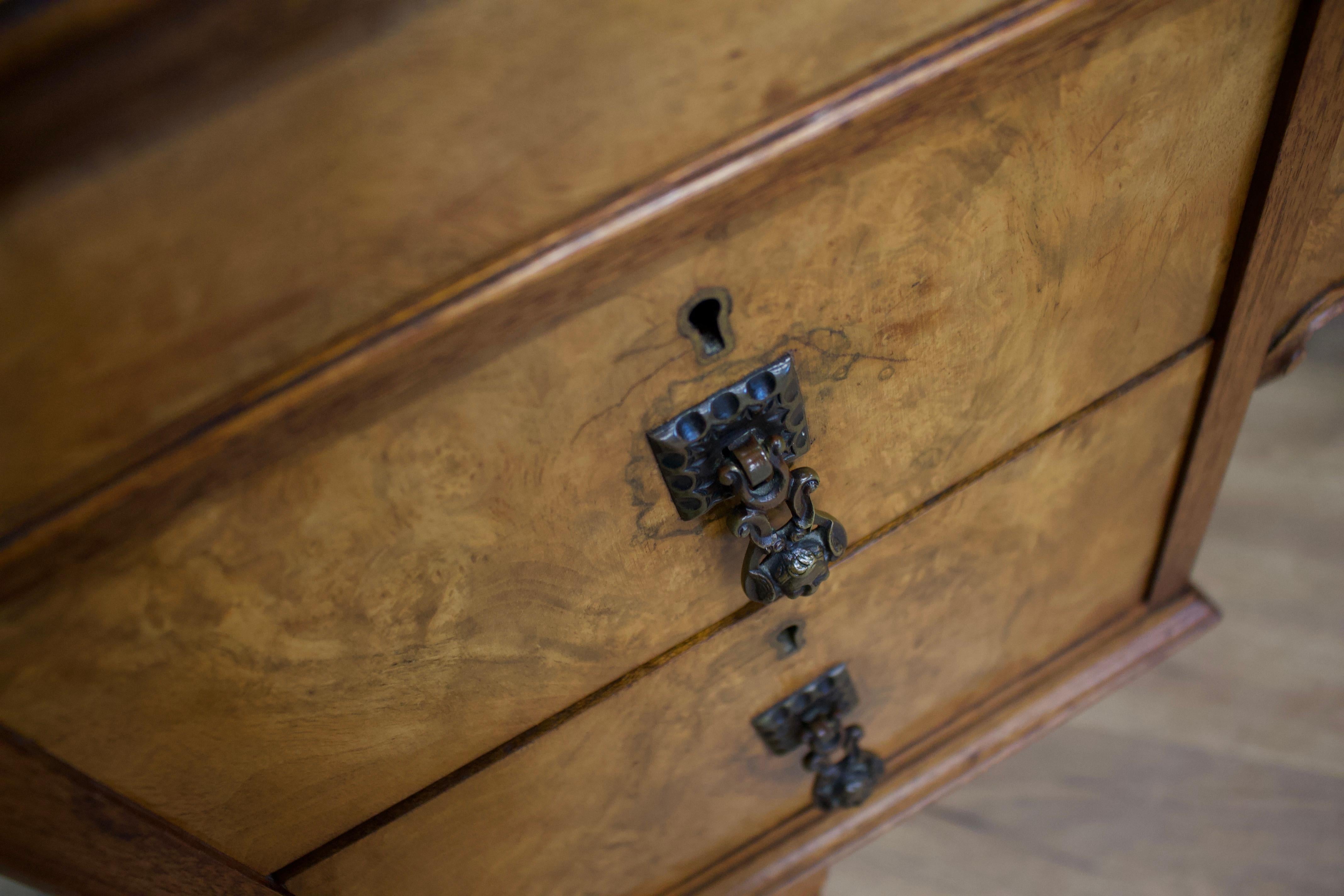 Vintage Walnut and Walnut Veneer Dressing Table from N H Chapman Siesta, 1930s 3