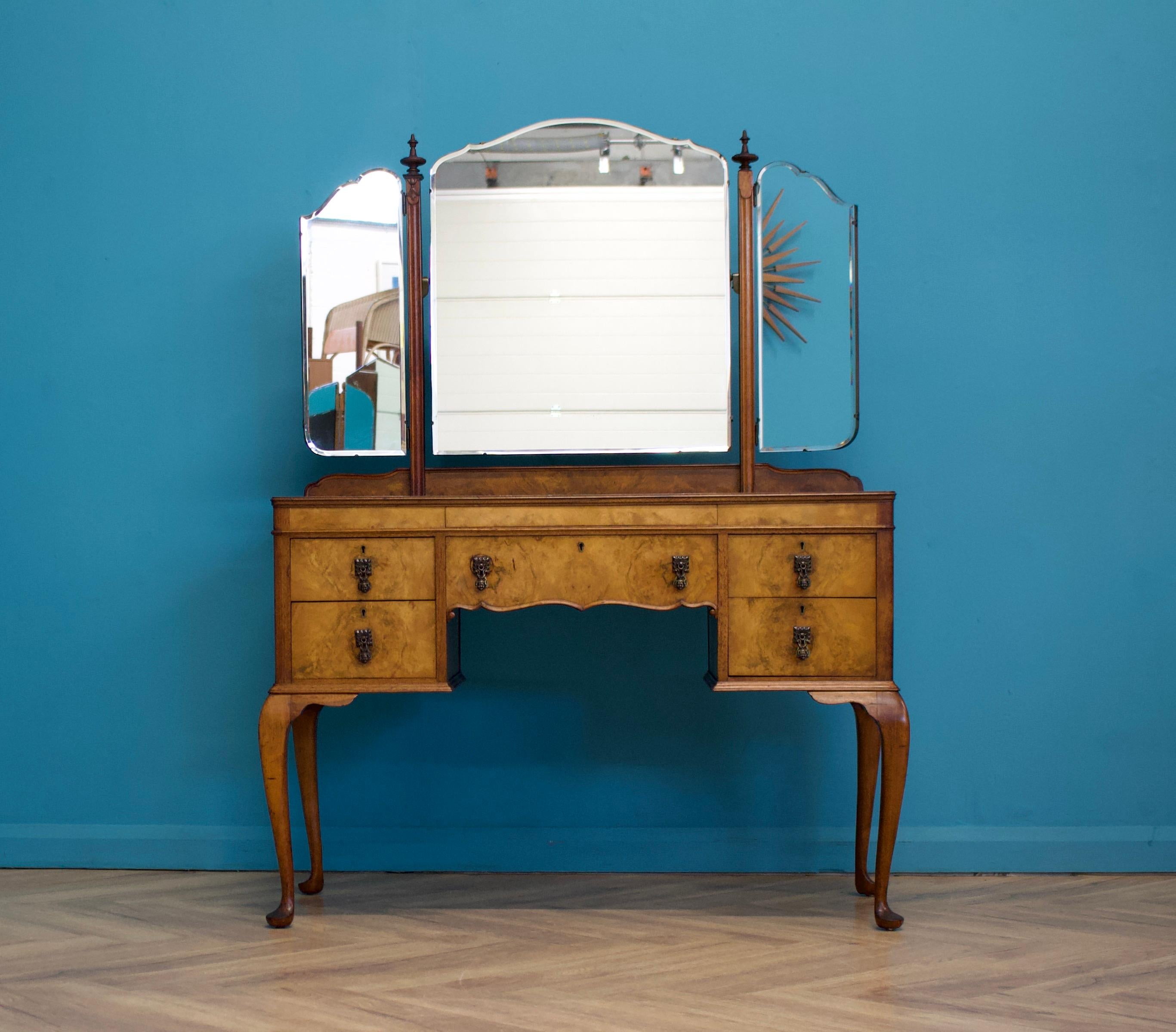 British Vintage Walnut and Walnut Veneer Dressing Table from N H Chapman Siesta, 1930s